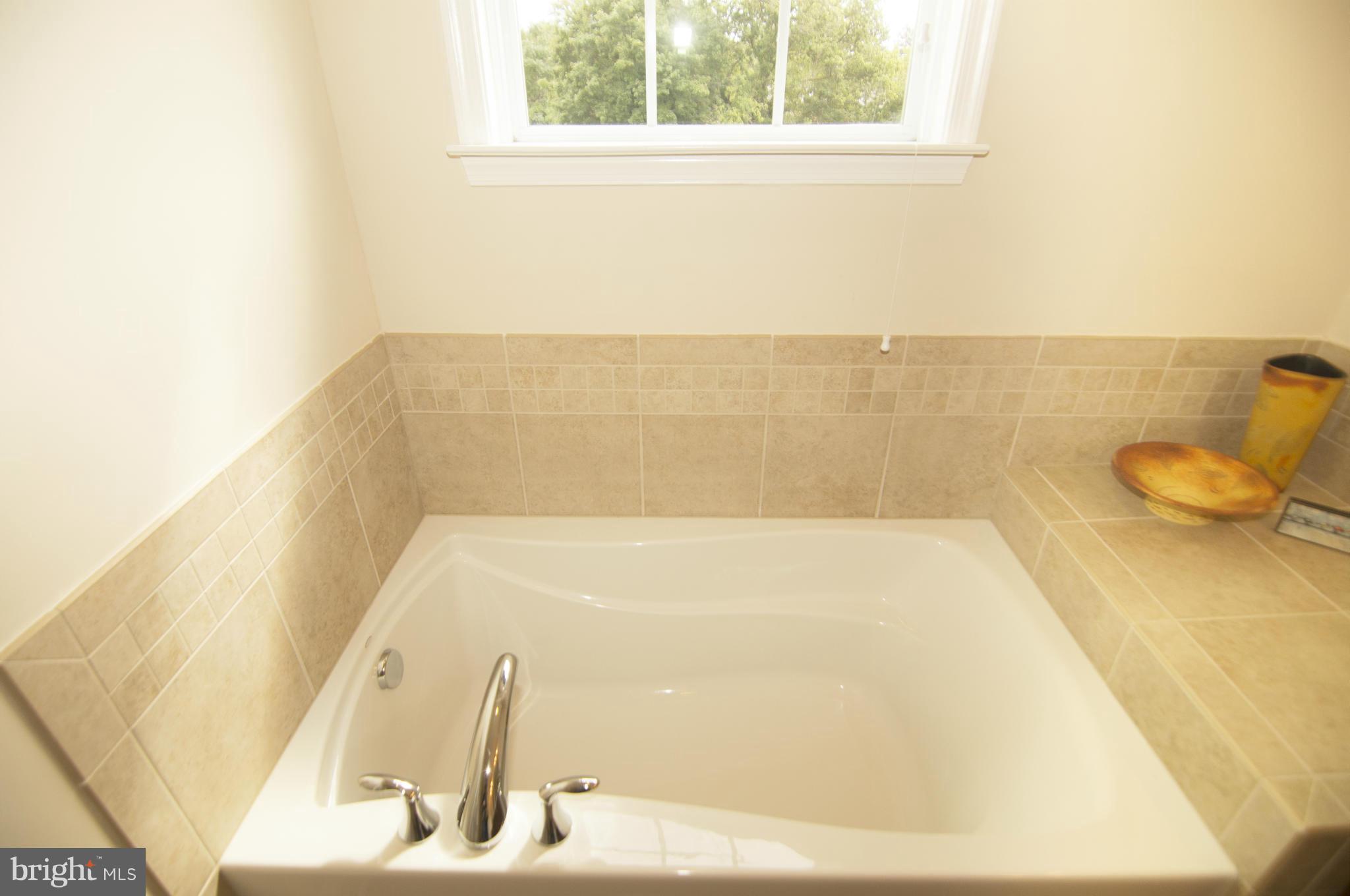 TOWSON GREEN - Residential Lease