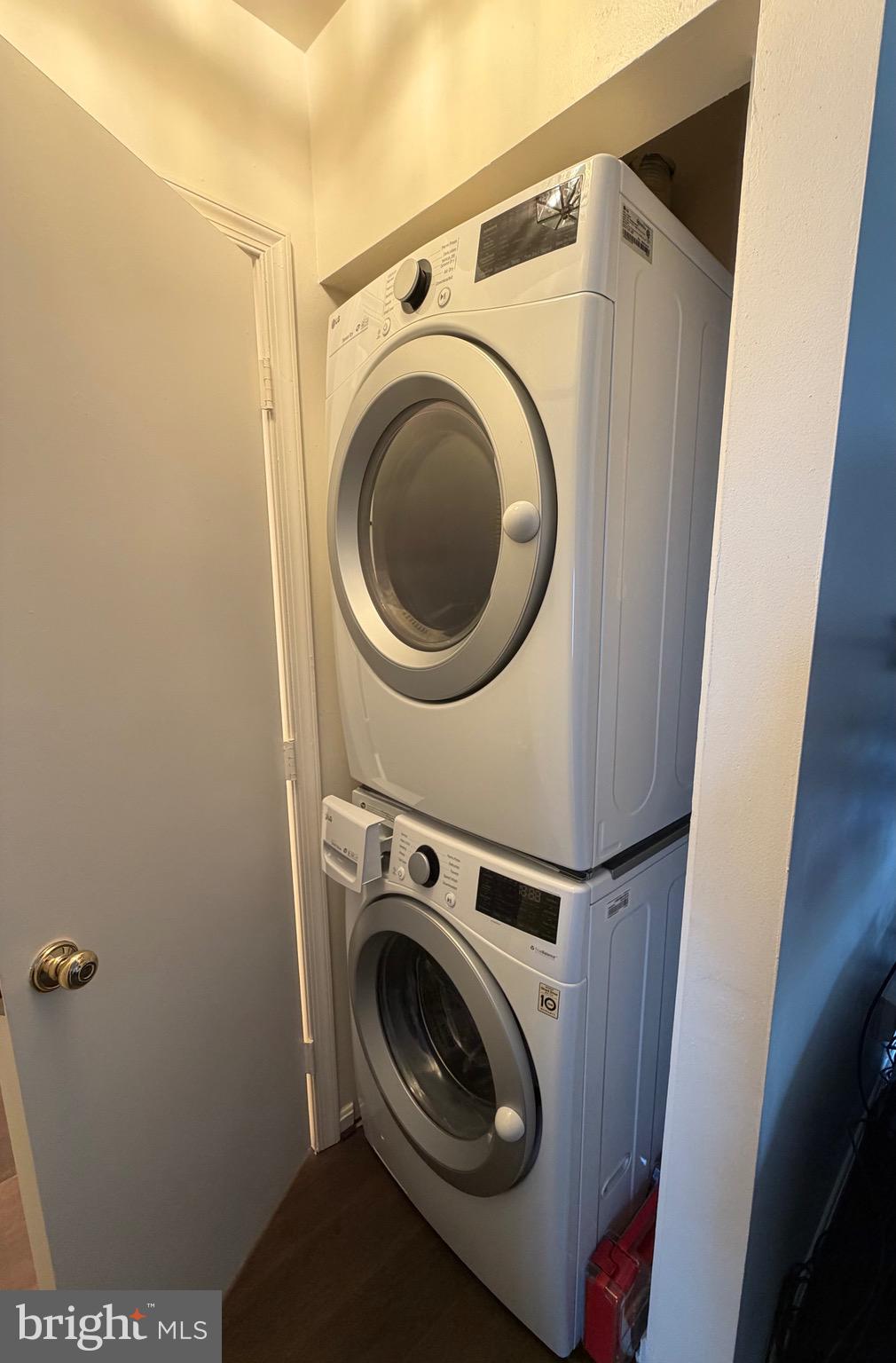 PROVIDENCE VILLAGE - Residential