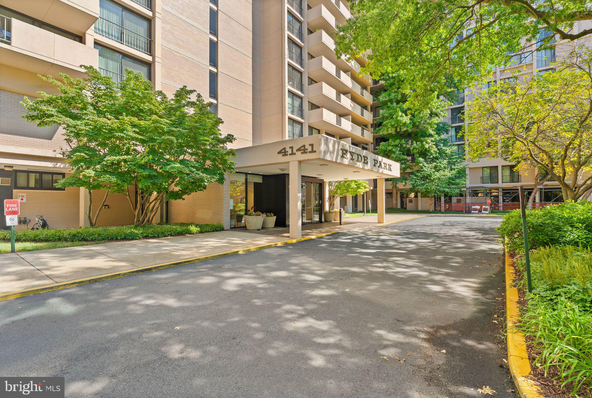 4141 N HENDERSON ROAD 1215