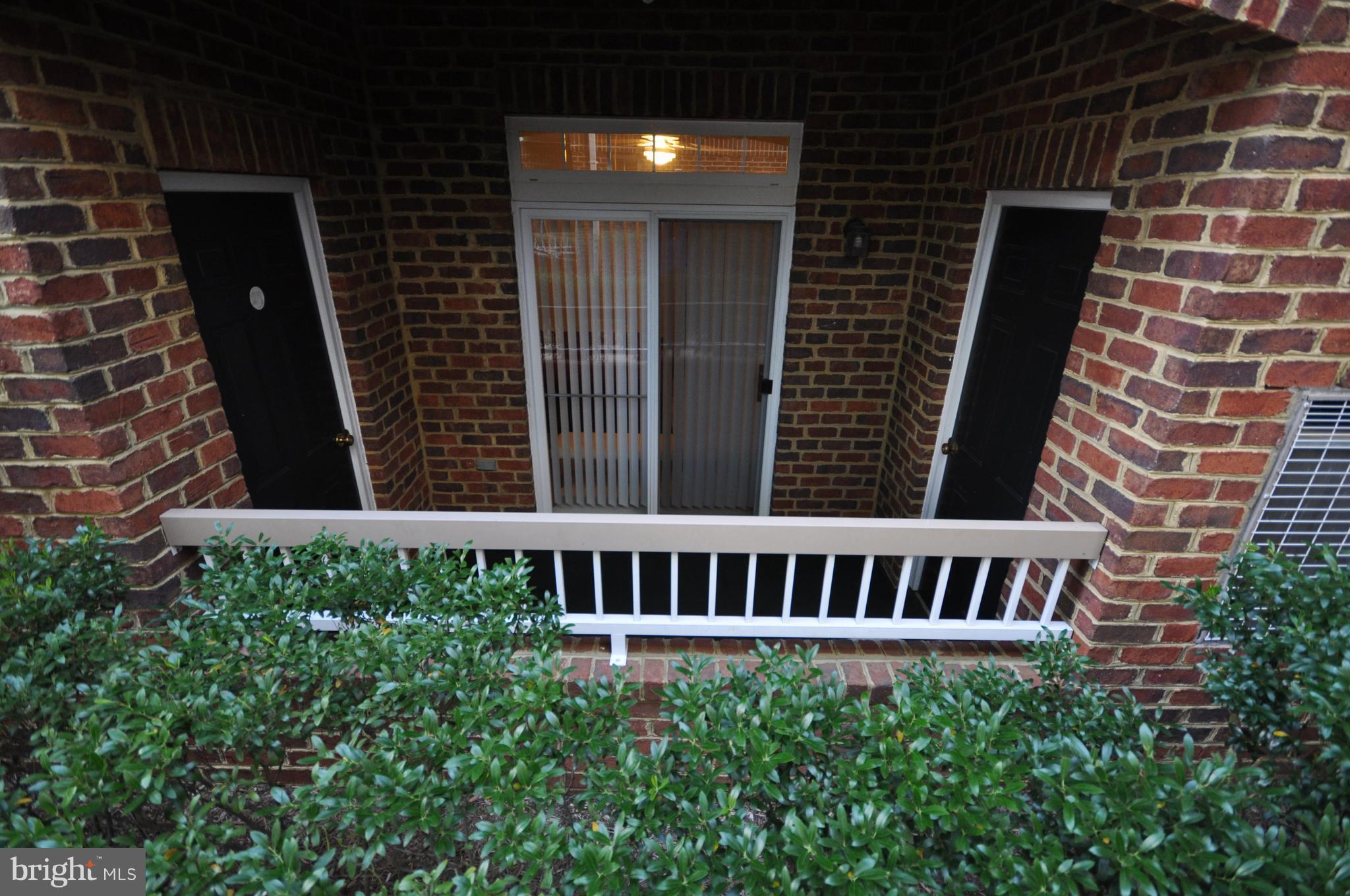 CHRISTOPHER AT CEDAR LAKES - Residential Lease