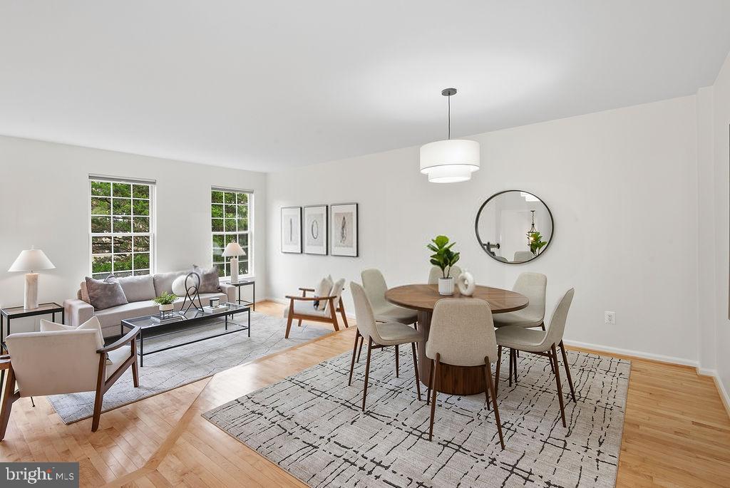FAIR LAKES COURT - Residential