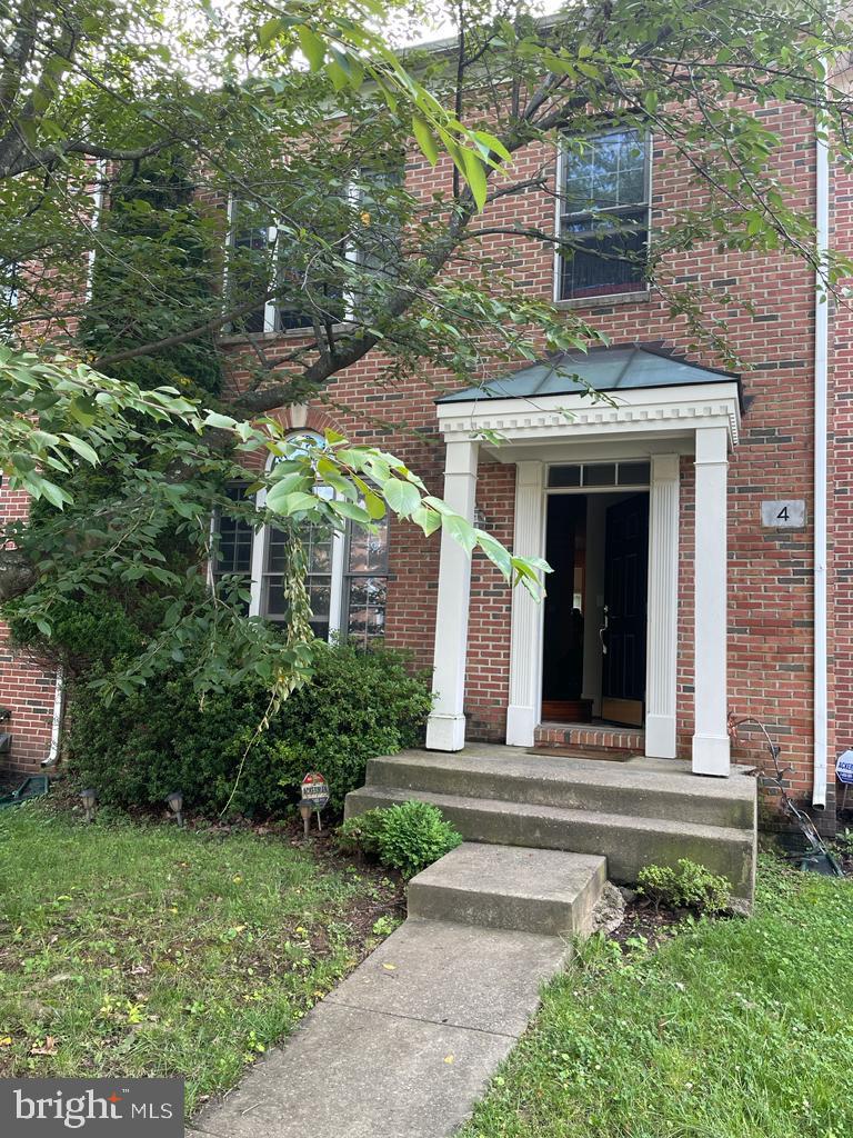 ROSE HILL FALLS - Residential