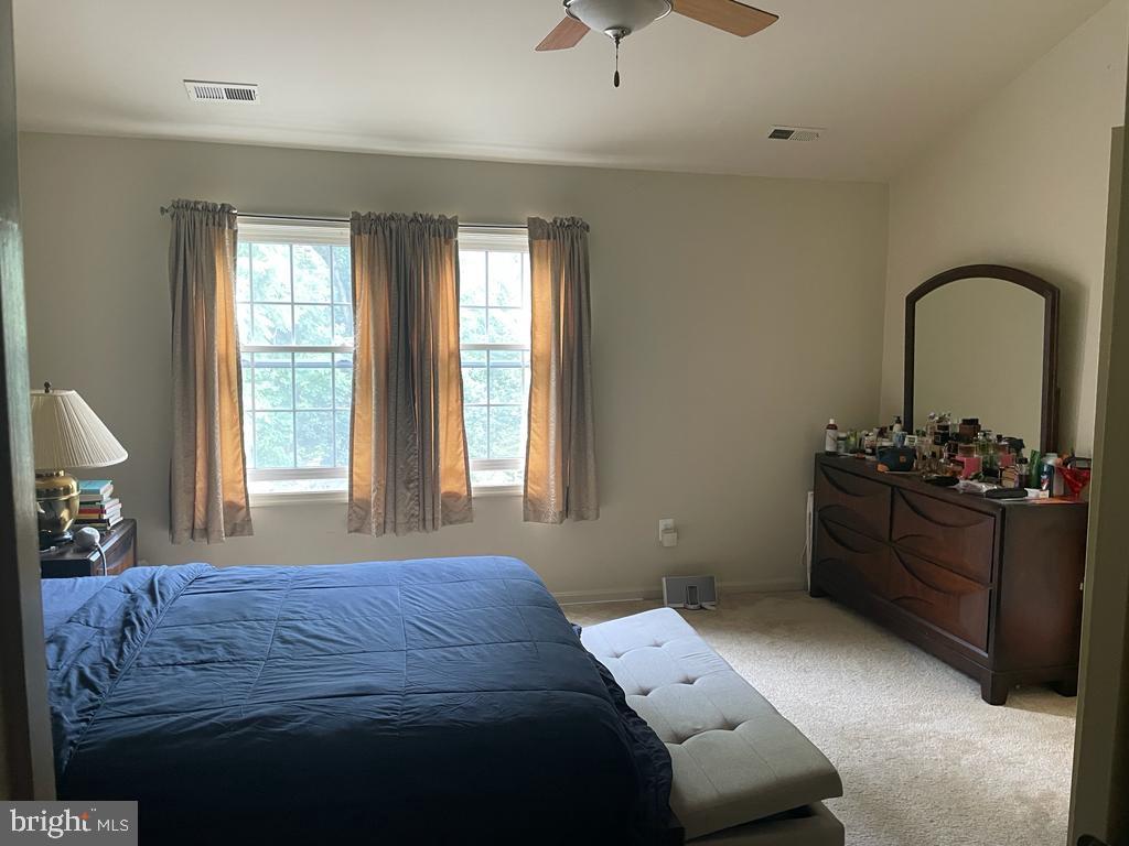 ROSE HILL FALLS - Residential