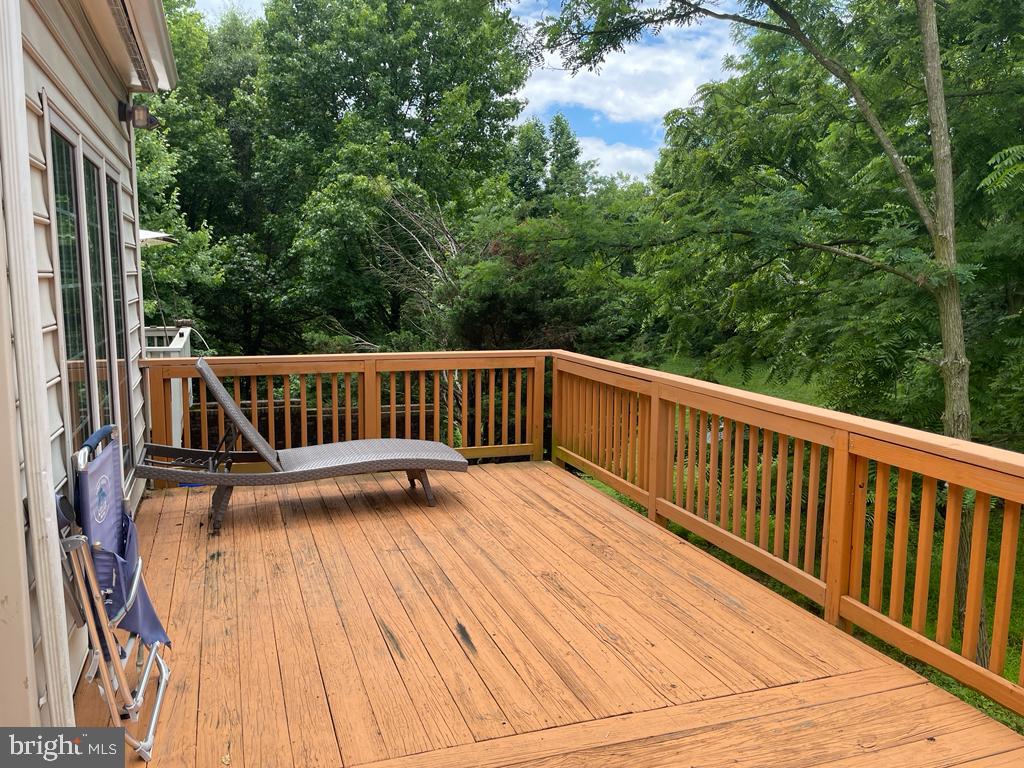 ROSE HILL FALLS - Residential