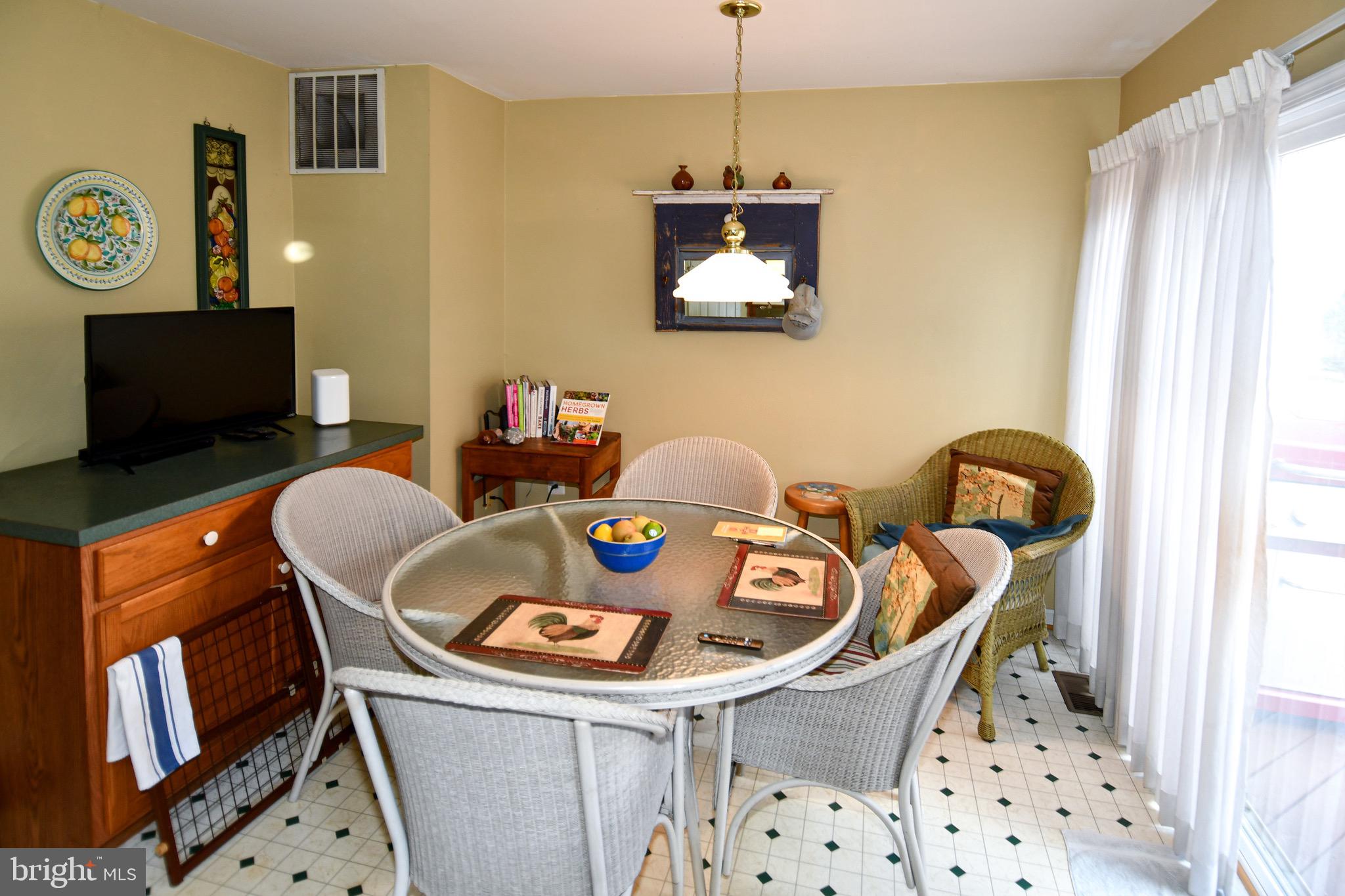 BELMONT STATION - Residential