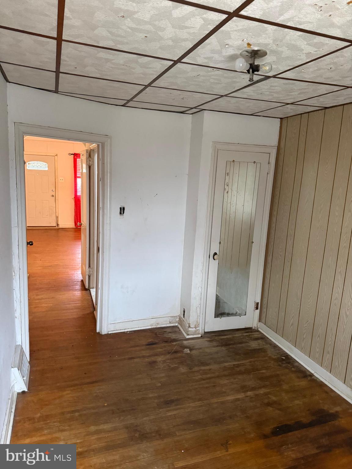 OXFORD CIRCLE - Residential