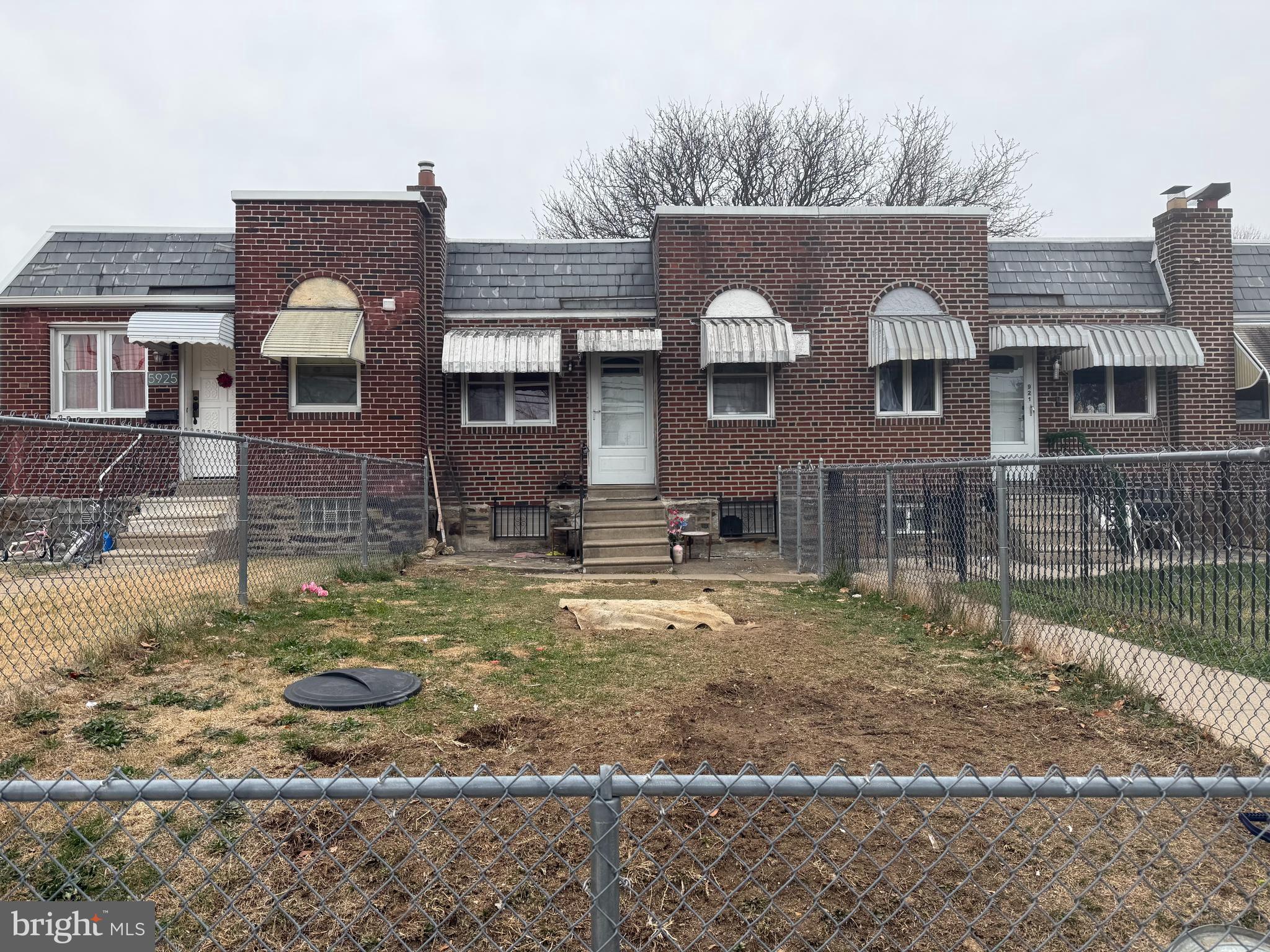 OXFORD CIRCLE - Residential