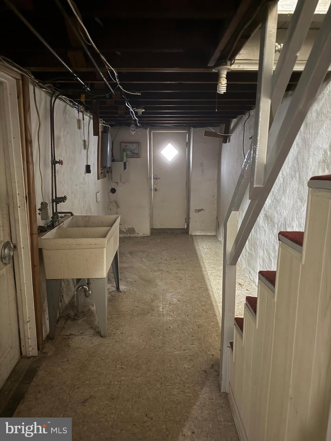 OXFORD CIRCLE - Residential