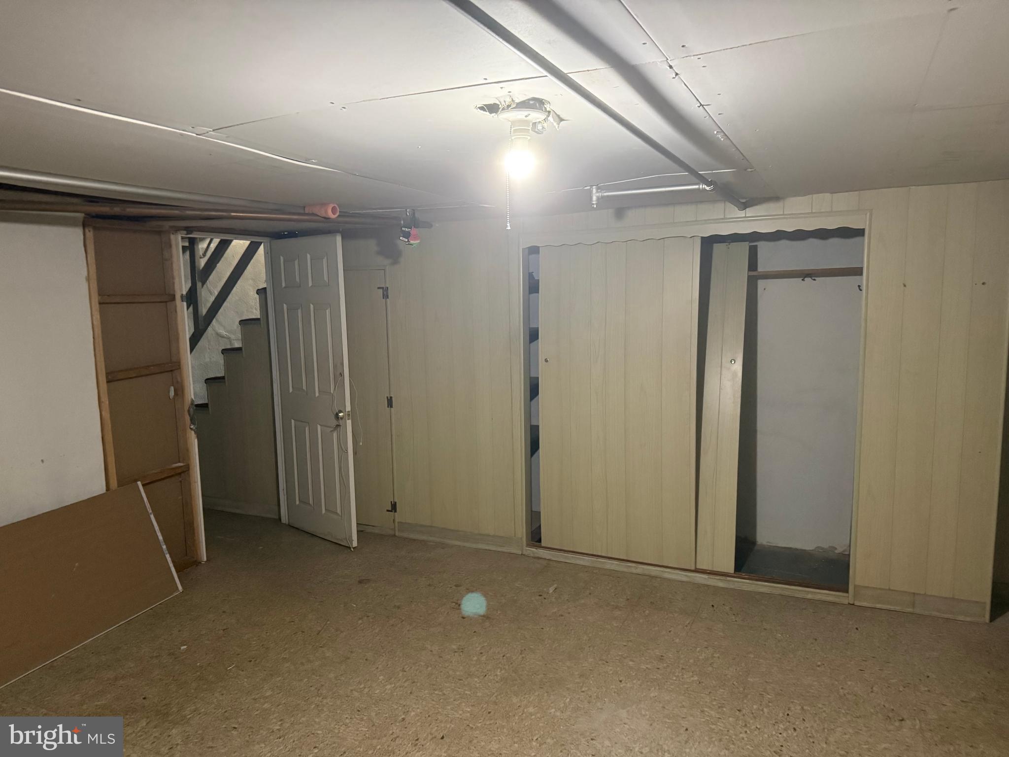 OXFORD CIRCLE - Residential