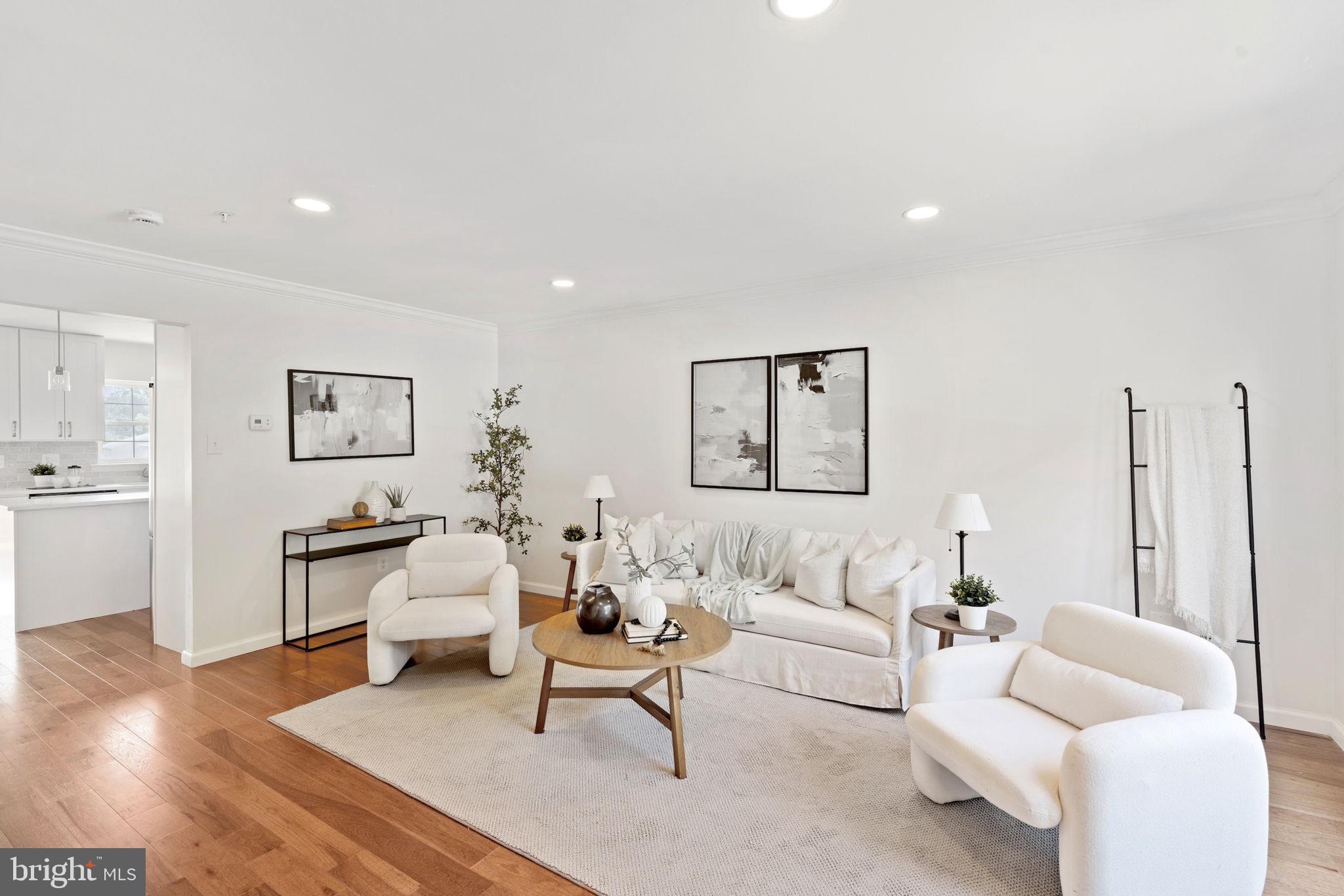 737 SHALLOW RIDGE COURT