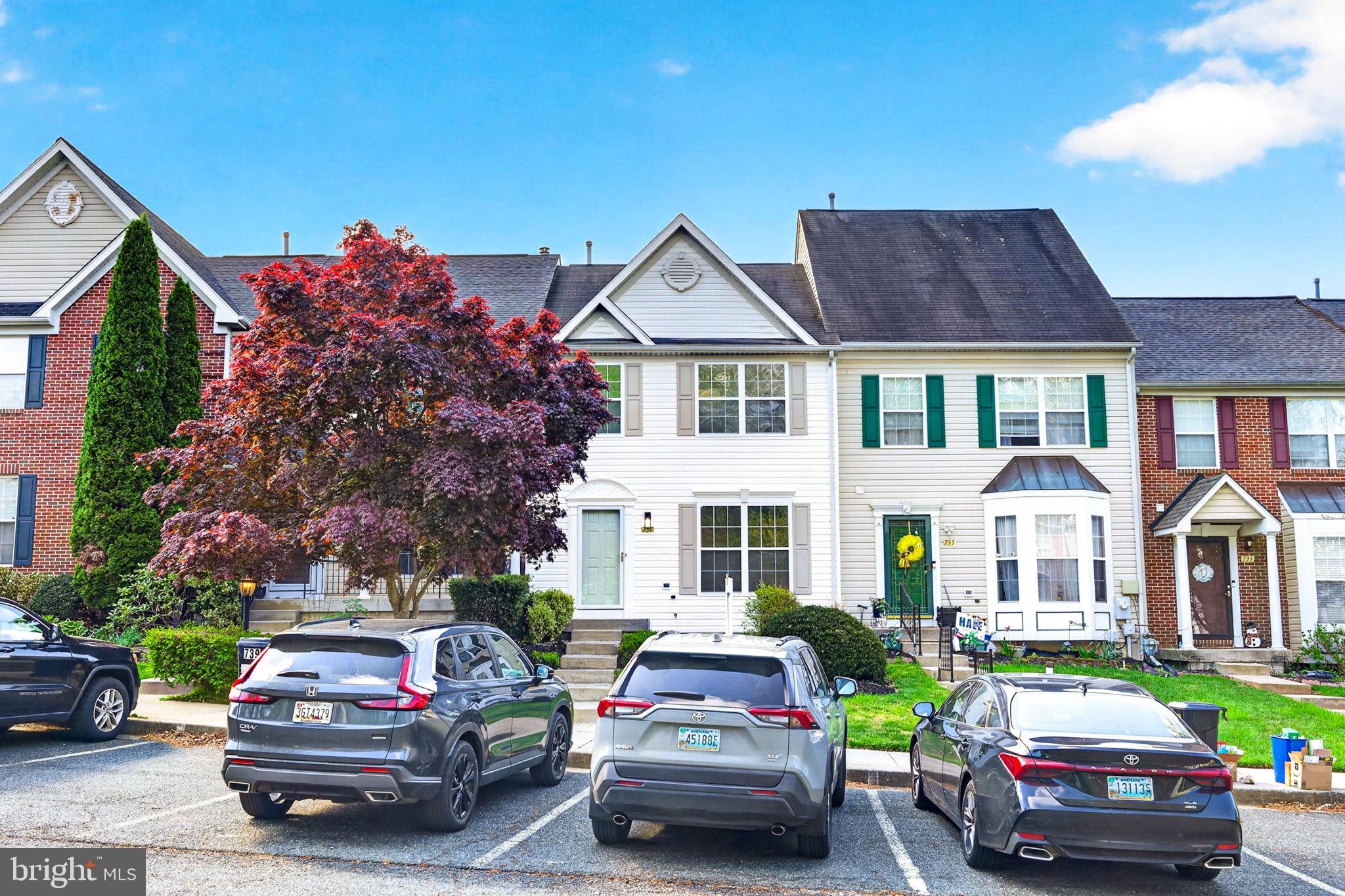 737 SHALLOW RIDGE COURT