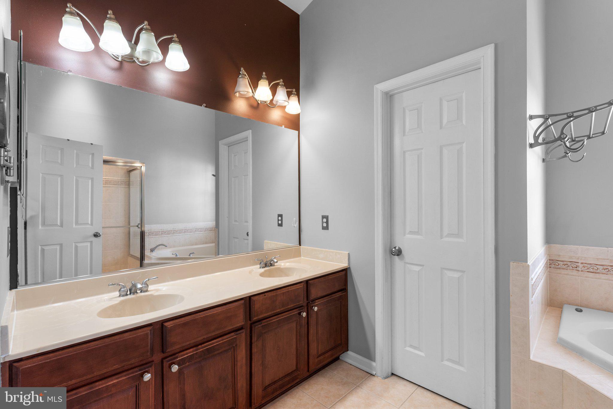 EMERSON - Residential Lease