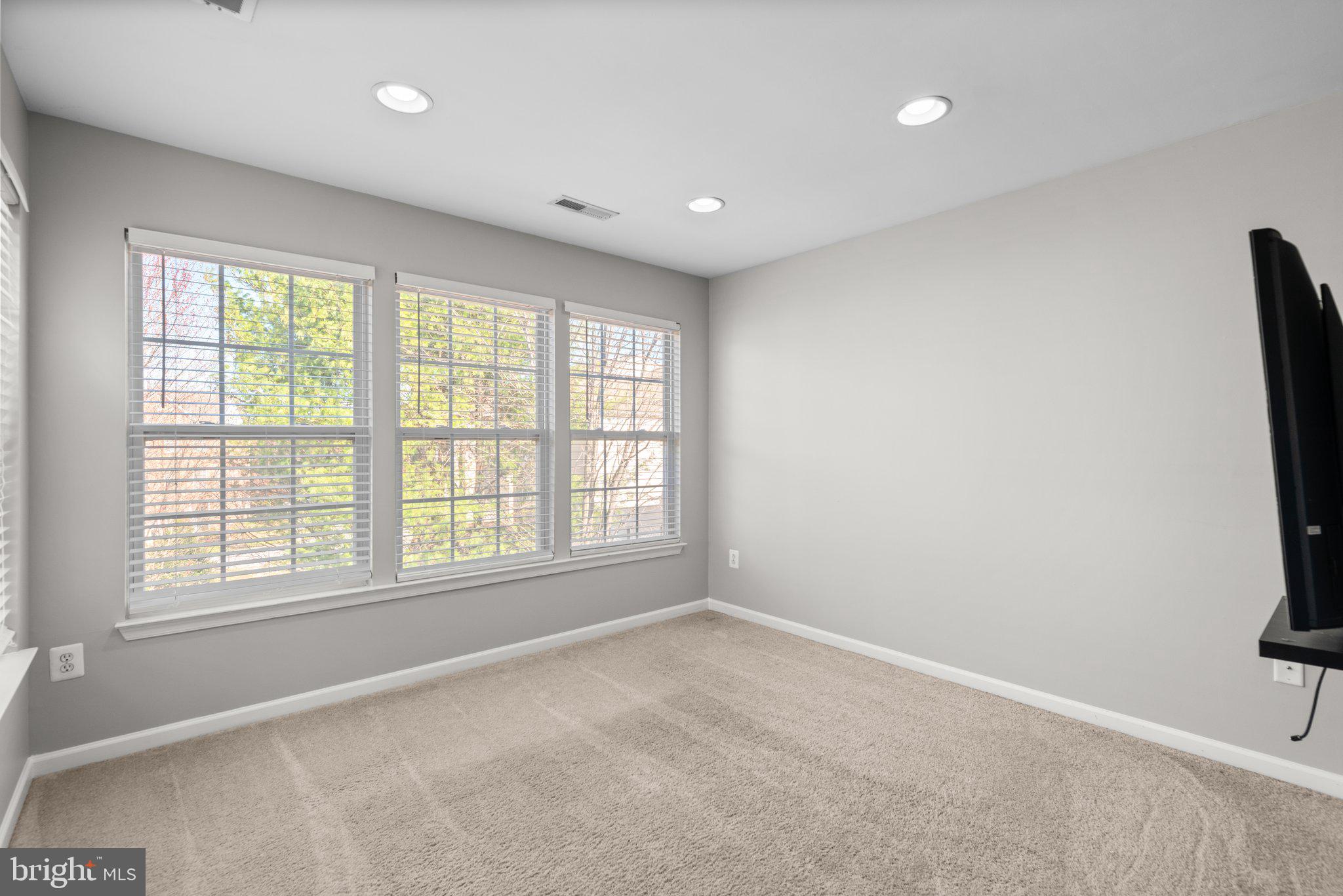 EMERSON - Residential Lease