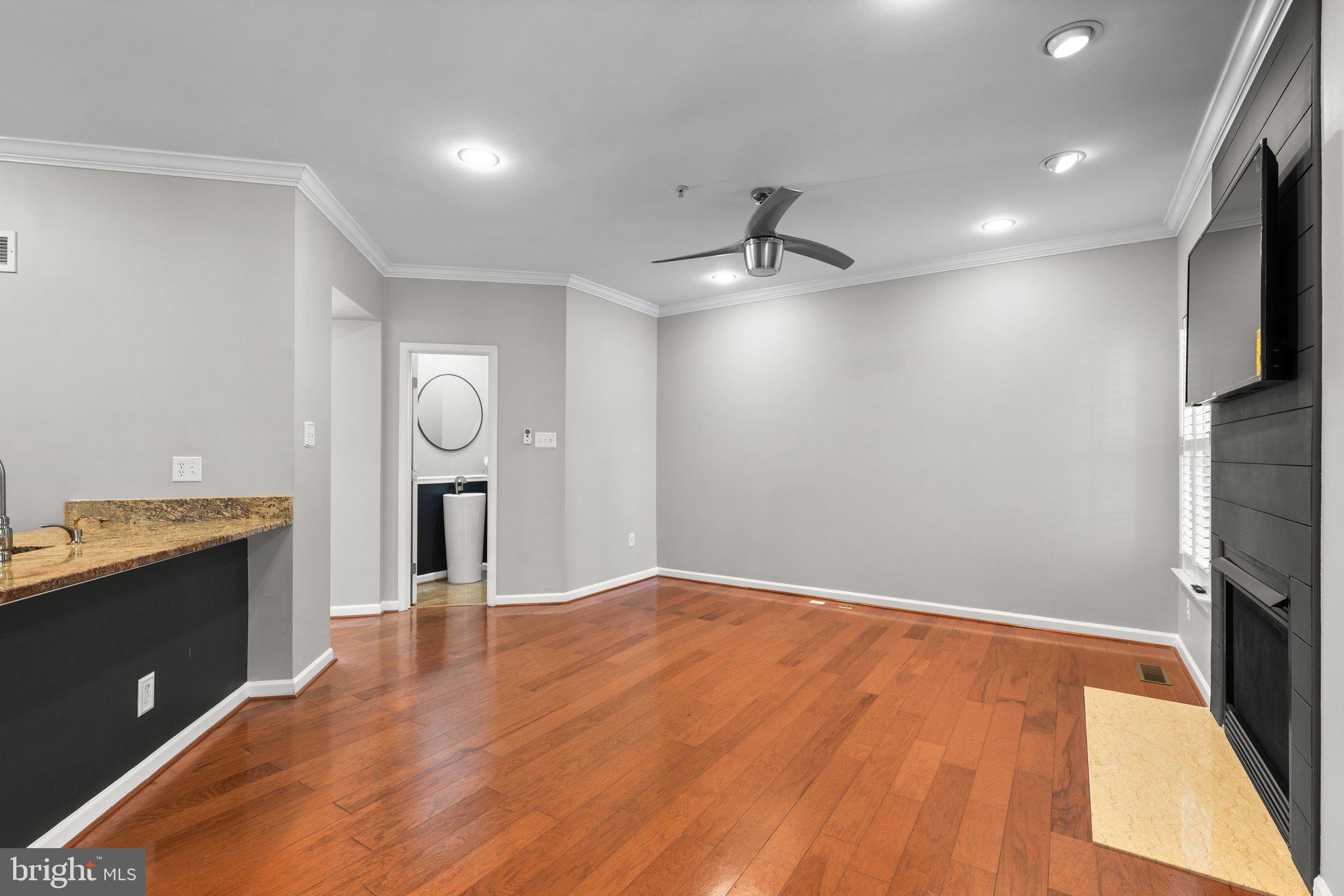 EMERSON - Residential Lease