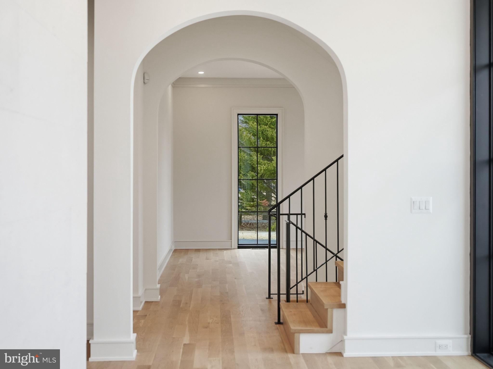 WATERFALL FARM - Residential