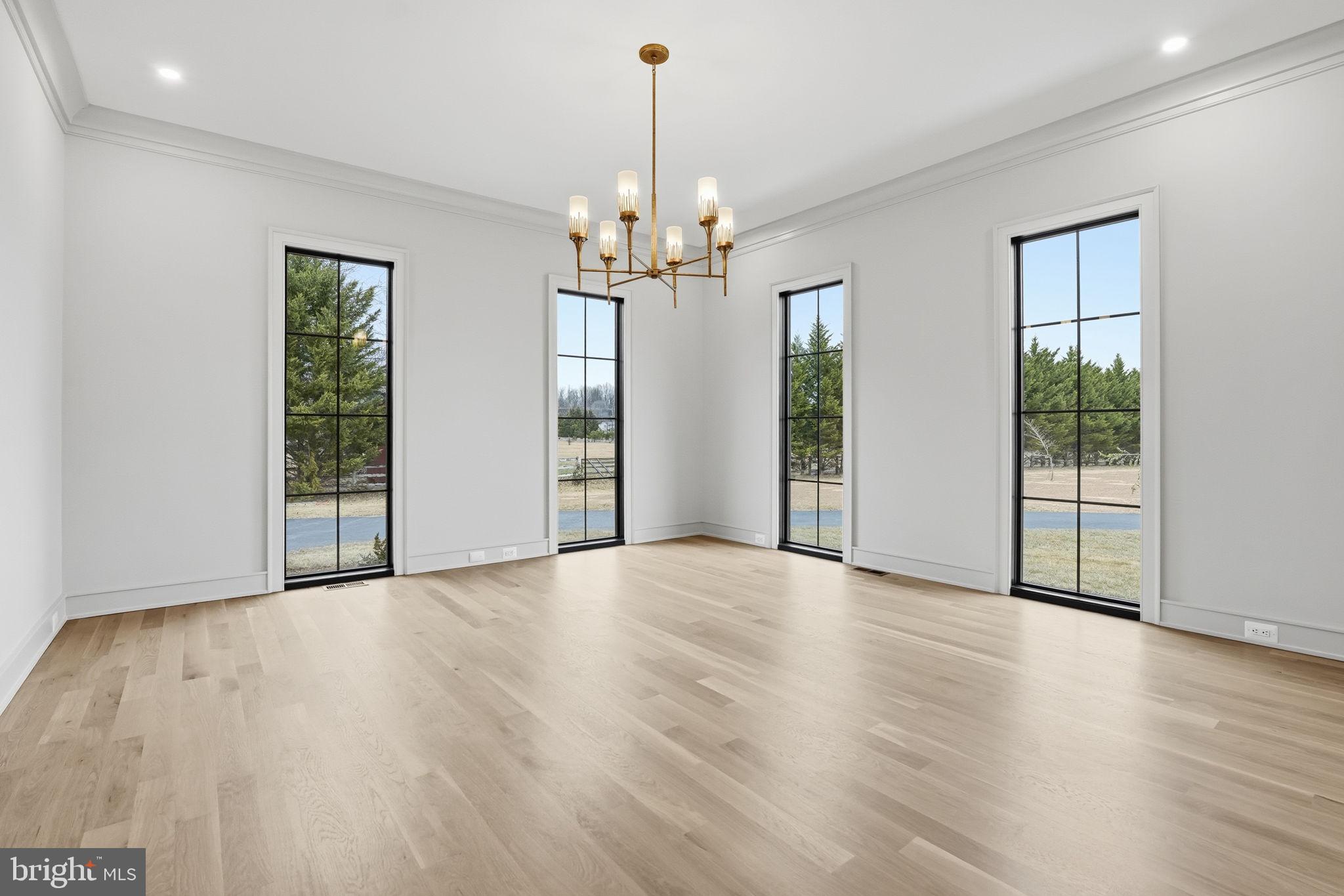 WATERFALL FARM - Residential