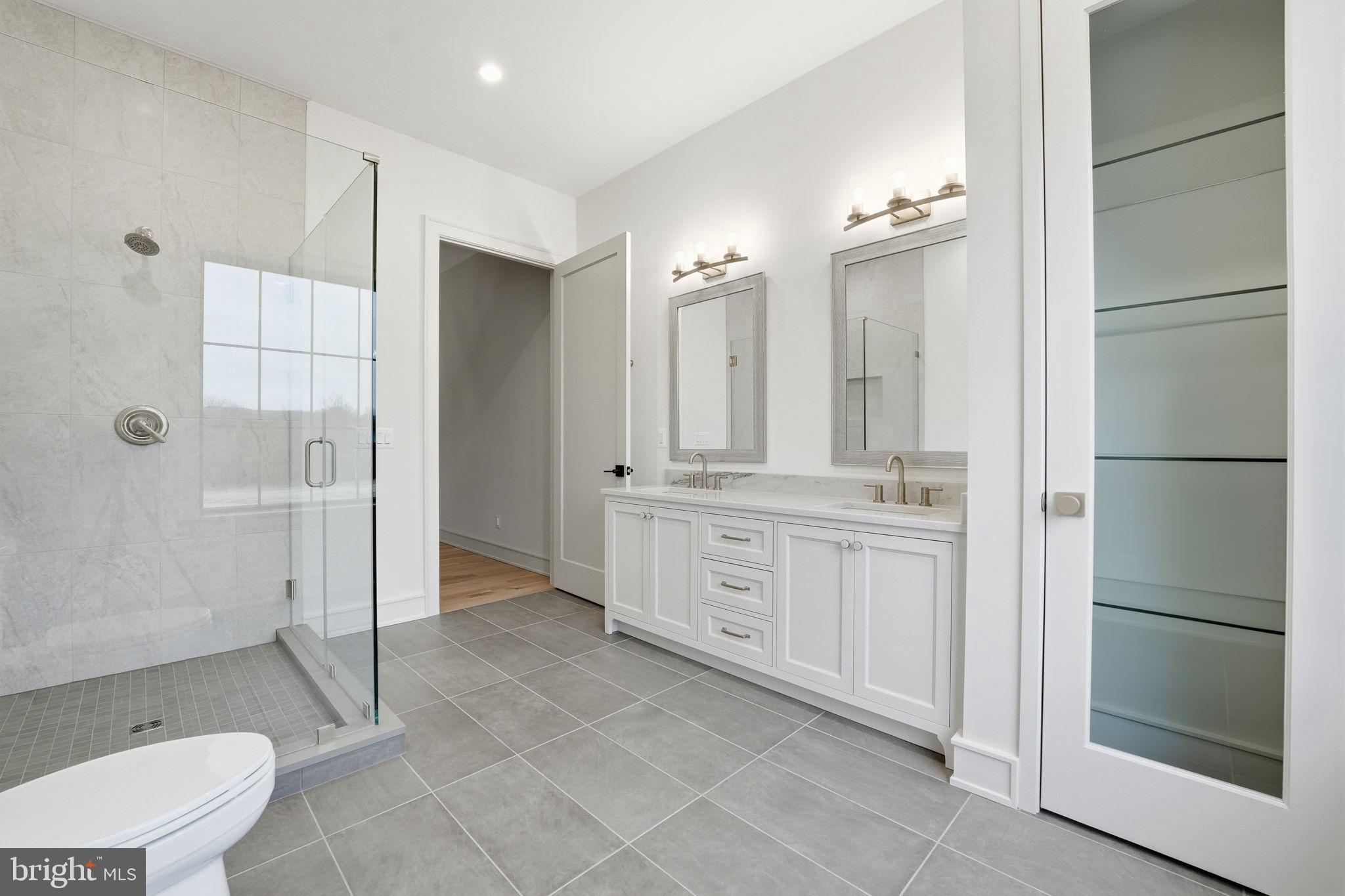 WATERFALL FARM - Residential