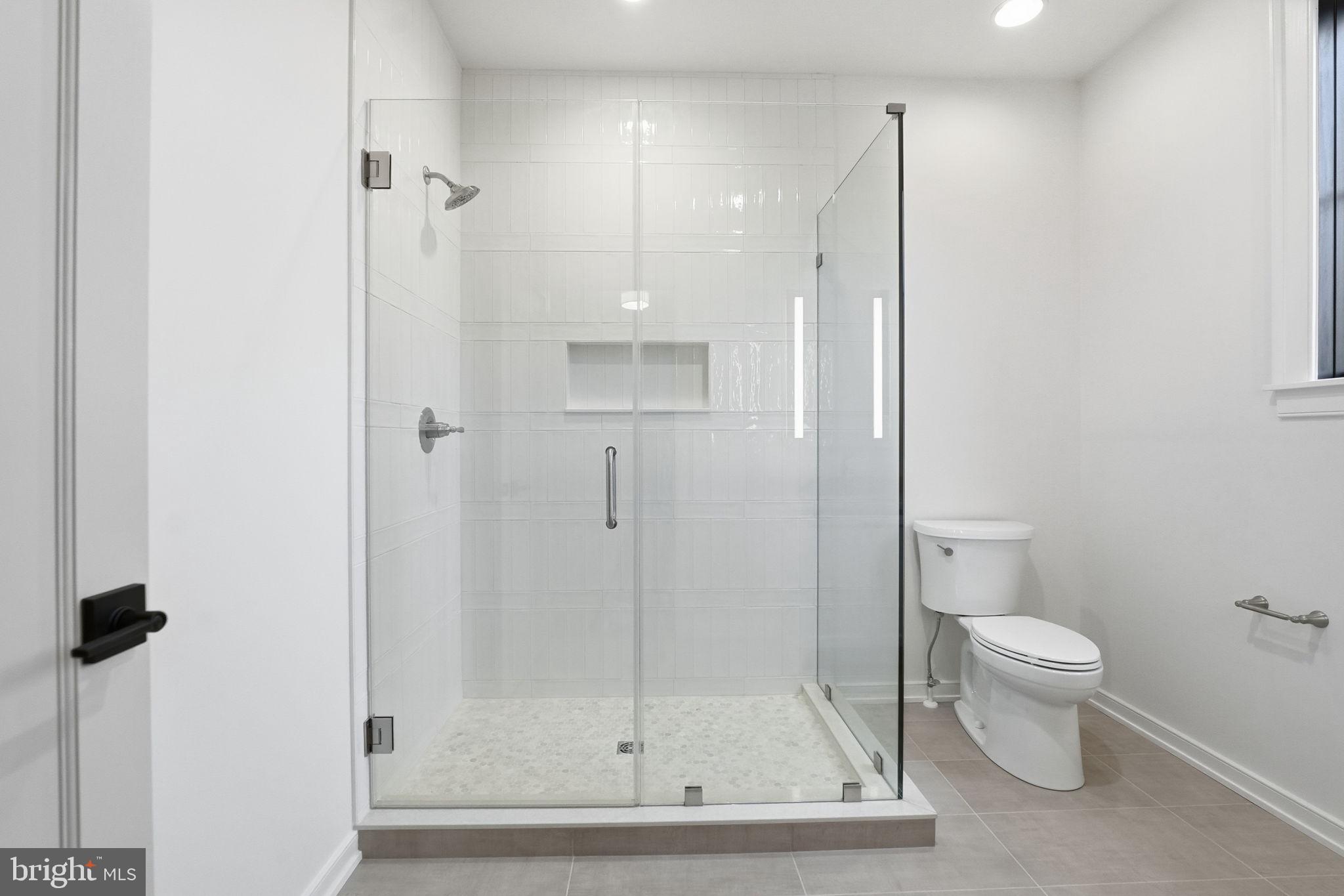 WATERFALL FARM - Residential