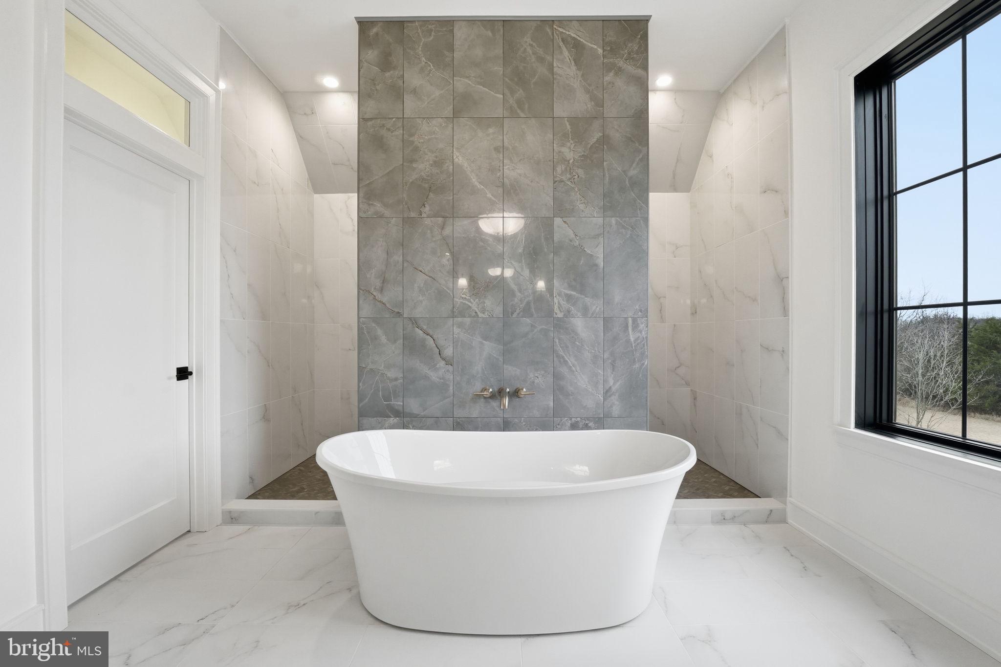 WATERFALL FARM - Residential