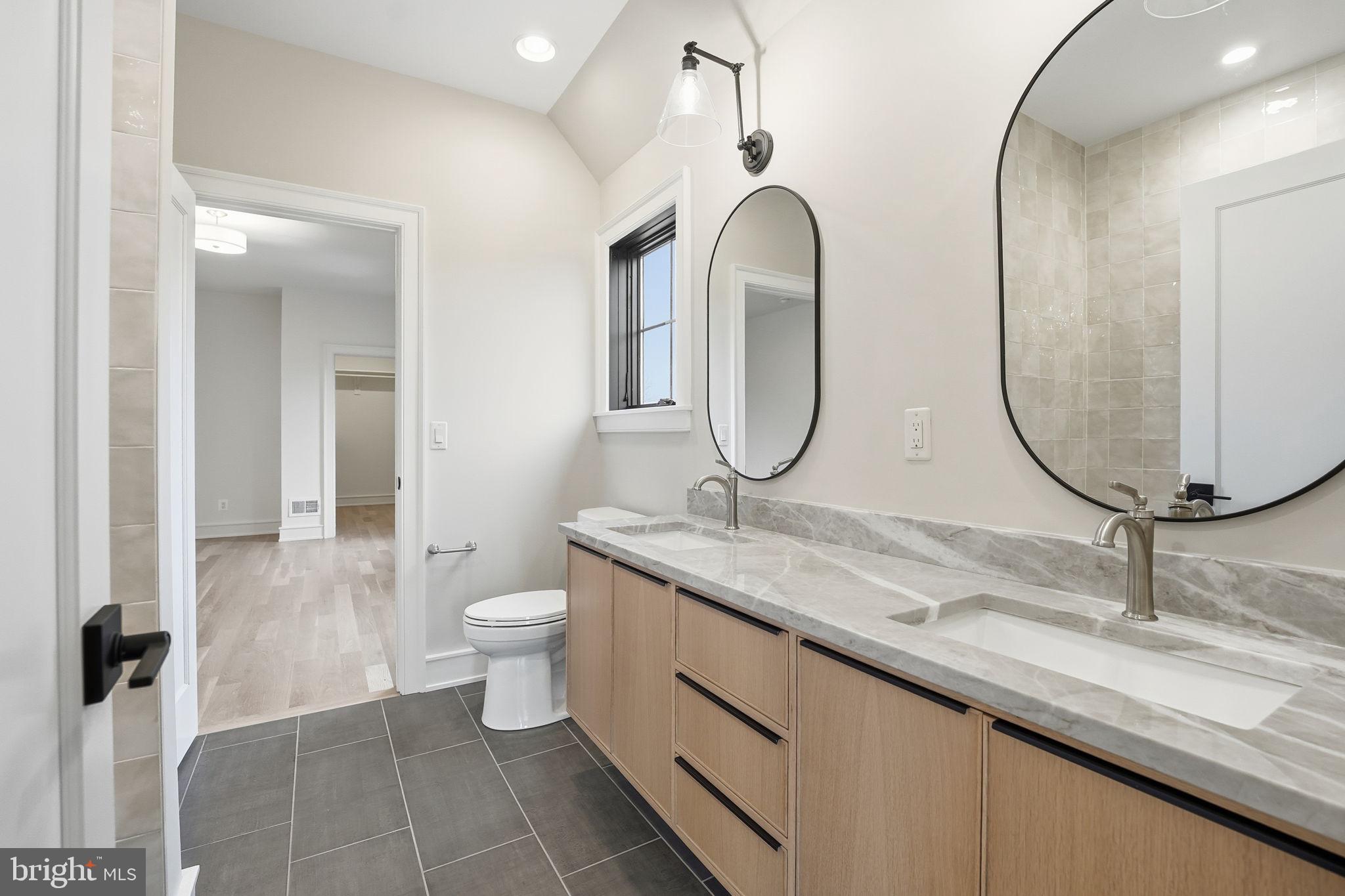 WATERFALL FARM - Residential