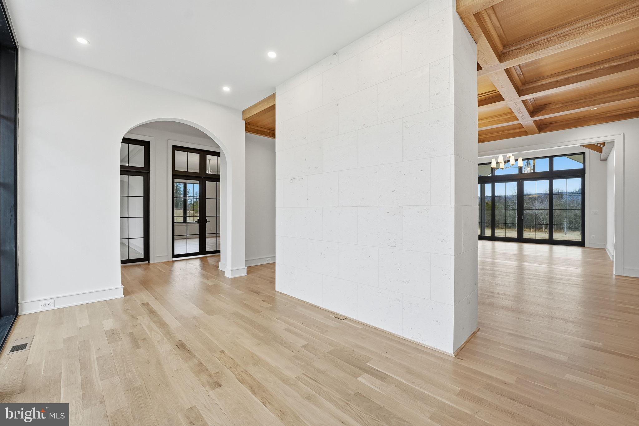 WATERFALL FARM - Residential