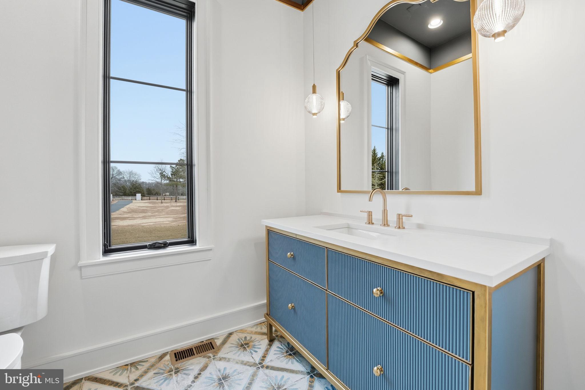 WATERFALL FARM - Residential