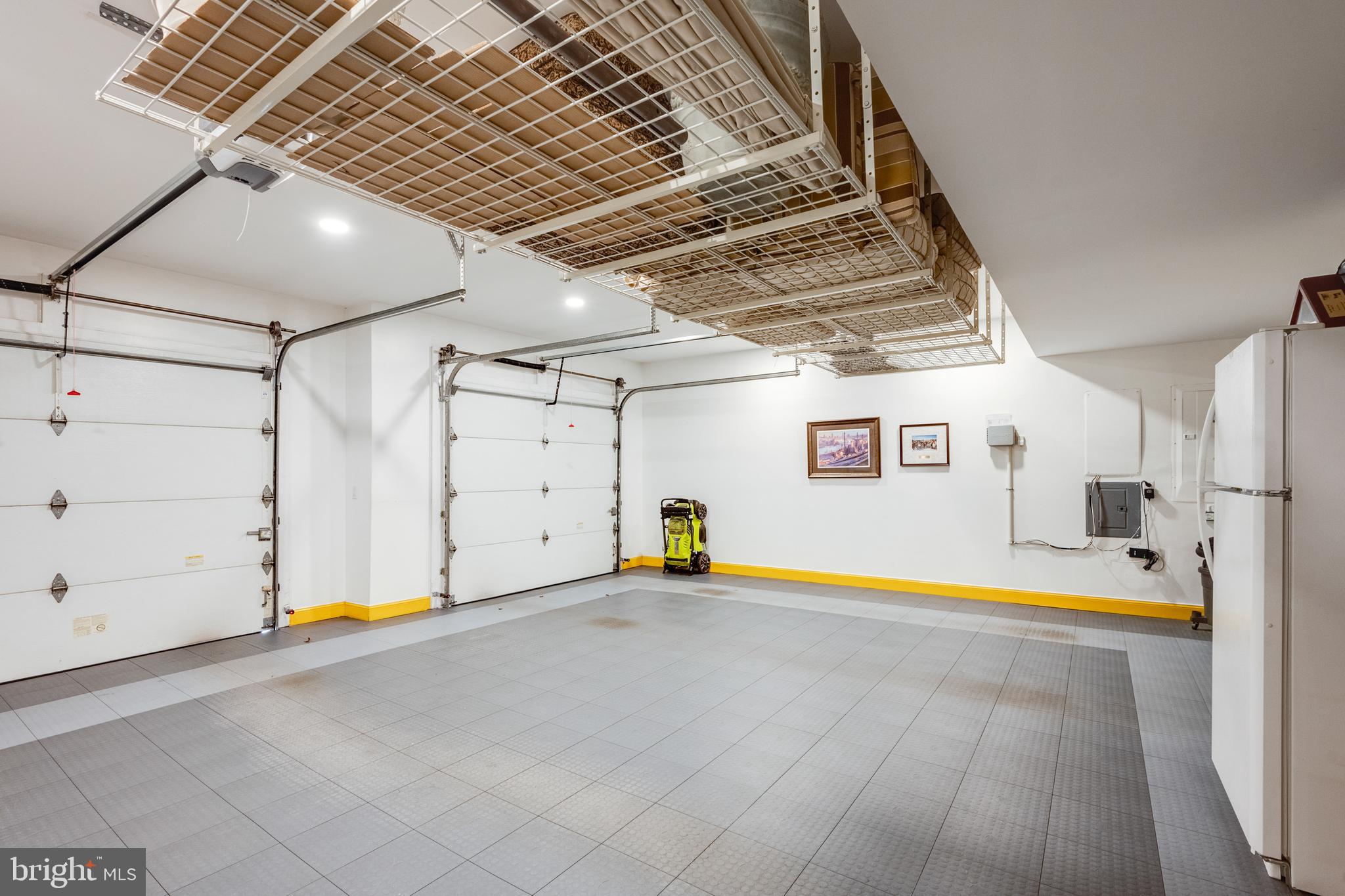 ARDEN OAKS - Residential