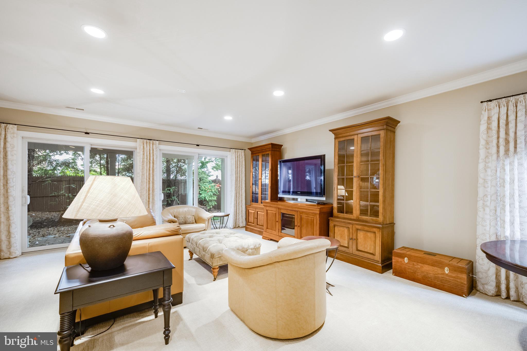 ARDEN OAKS - Residential