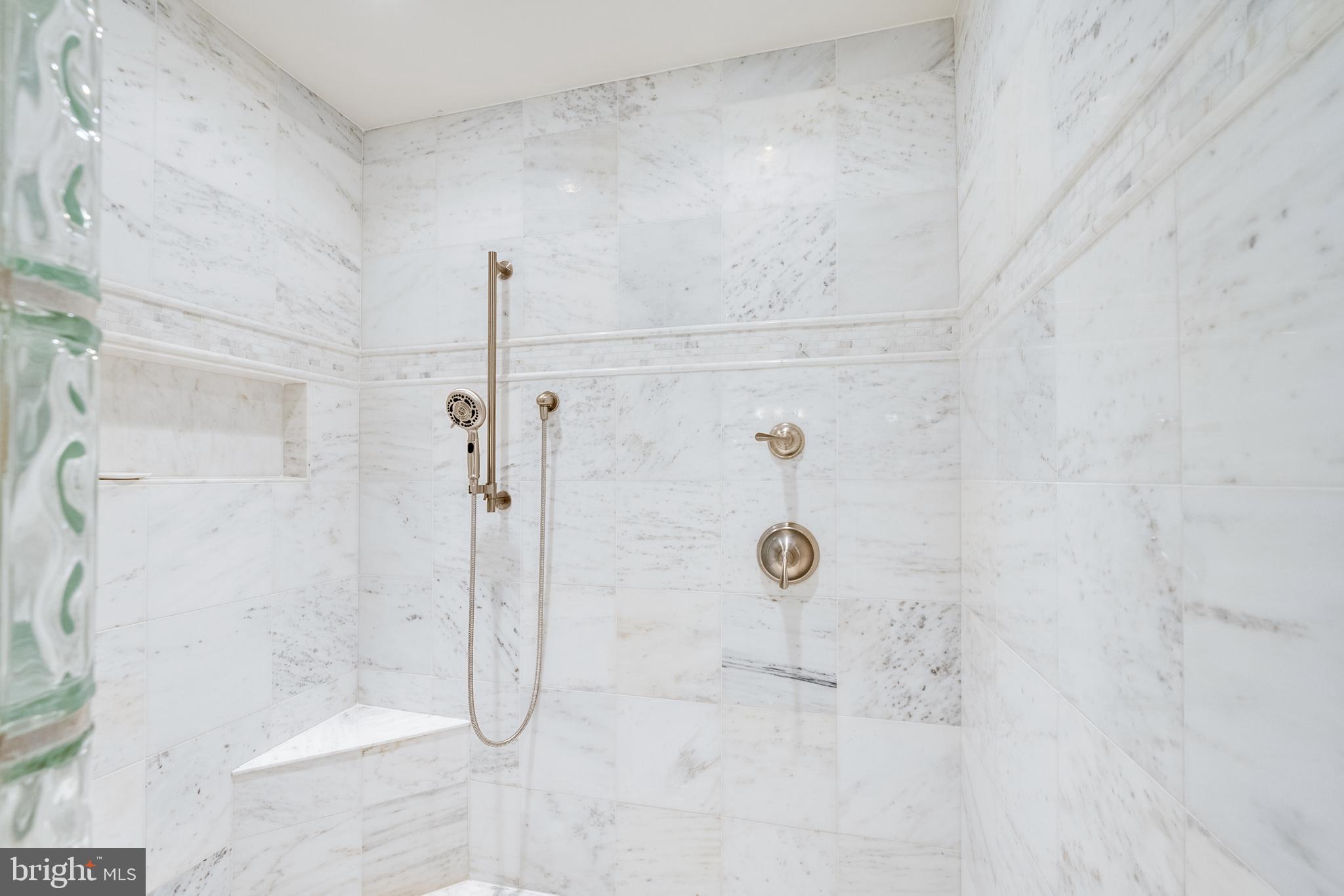 ARDEN OAKS - Residential