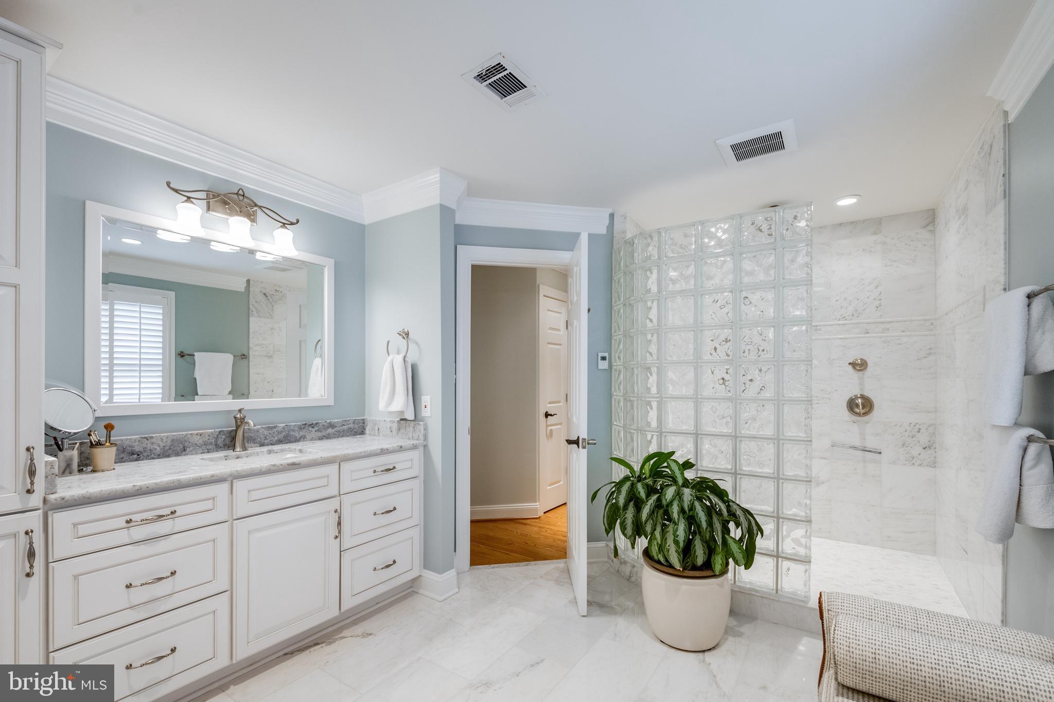 ARDEN OAKS - Residential