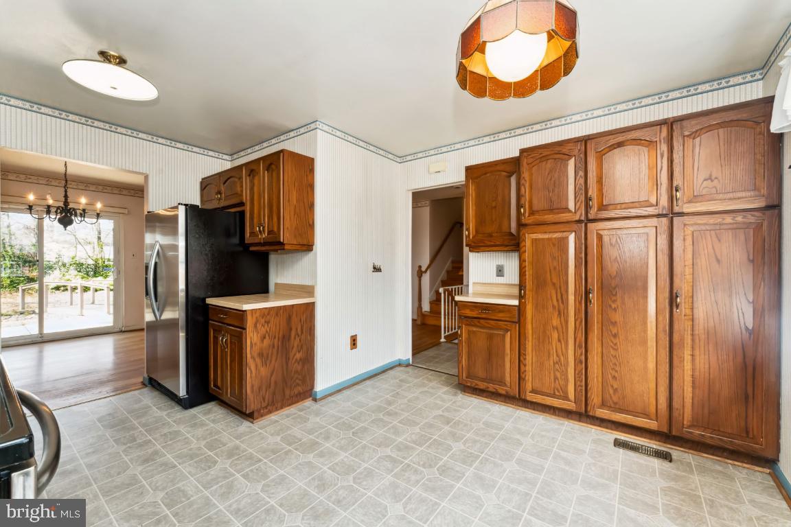 PRESLEY MANOR - Residential