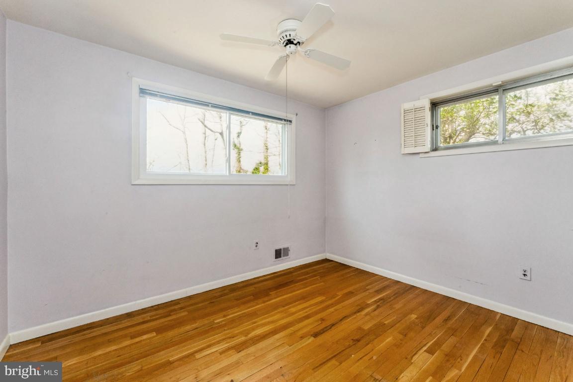 PRESLEY MANOR - Residential