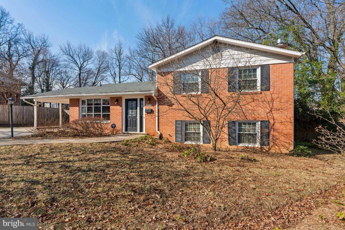 PRESLEY MANOR - Residential