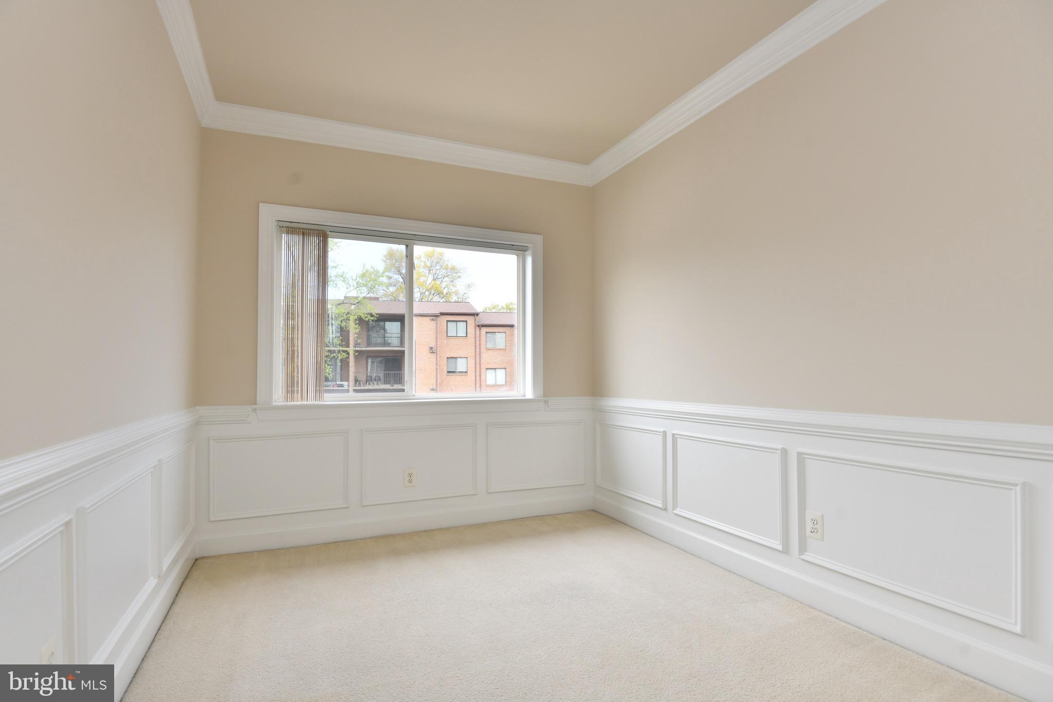 CRESTWOOD VILLAGE PARK - Residential