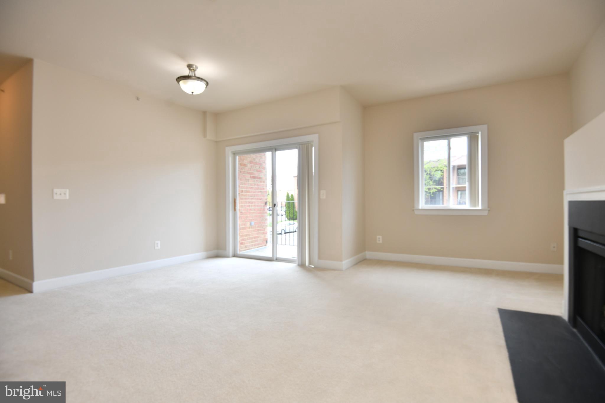 CRESTWOOD VILLAGE PARK - Residential