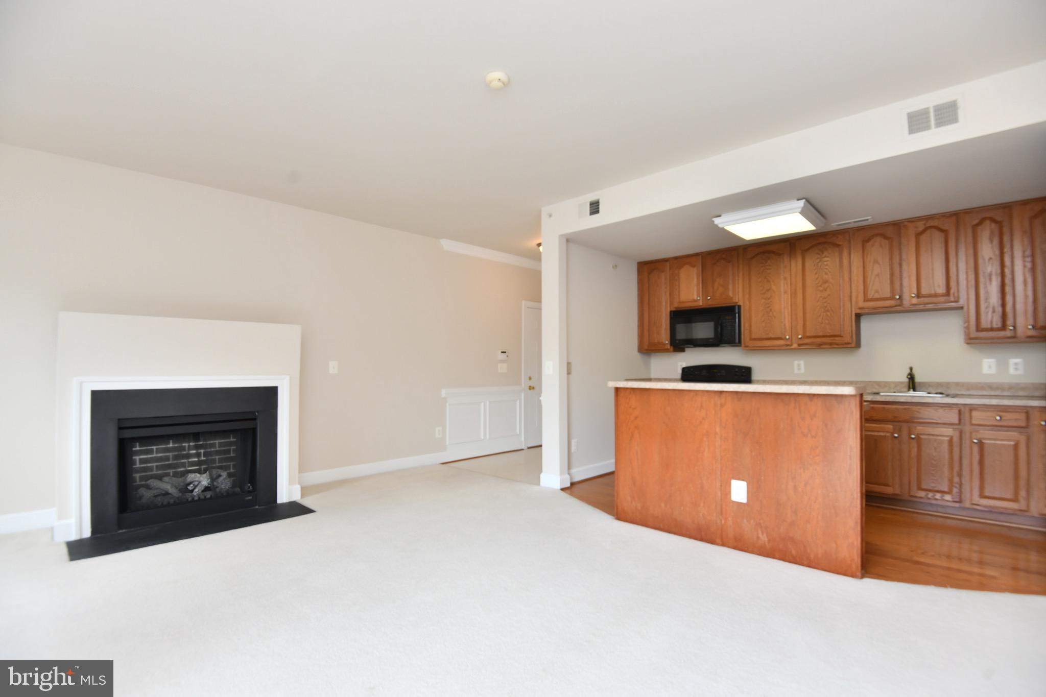 CRESTWOOD VILLAGE PARK - Residential