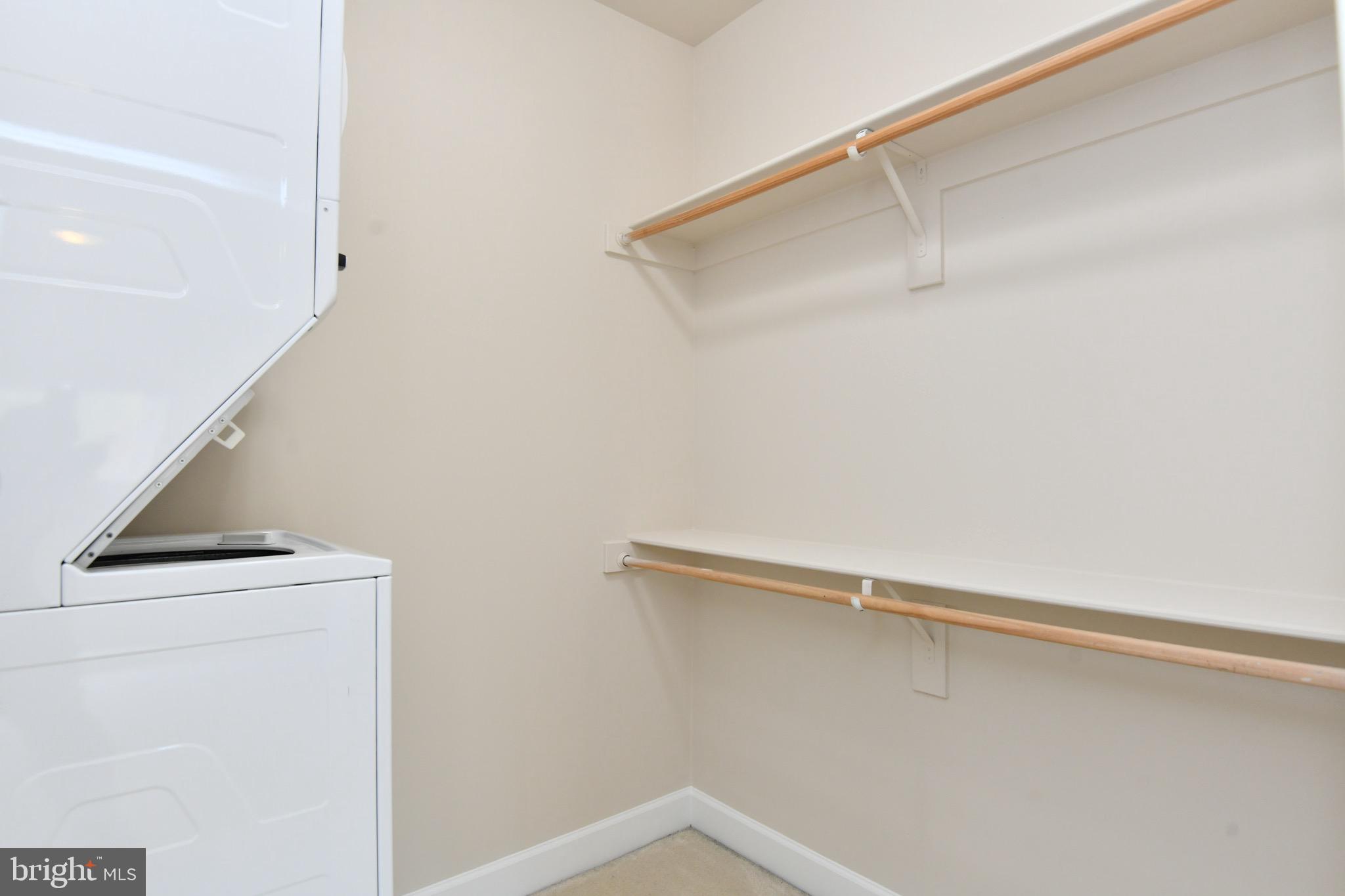 CRESTWOOD VILLAGE PARK - Residential