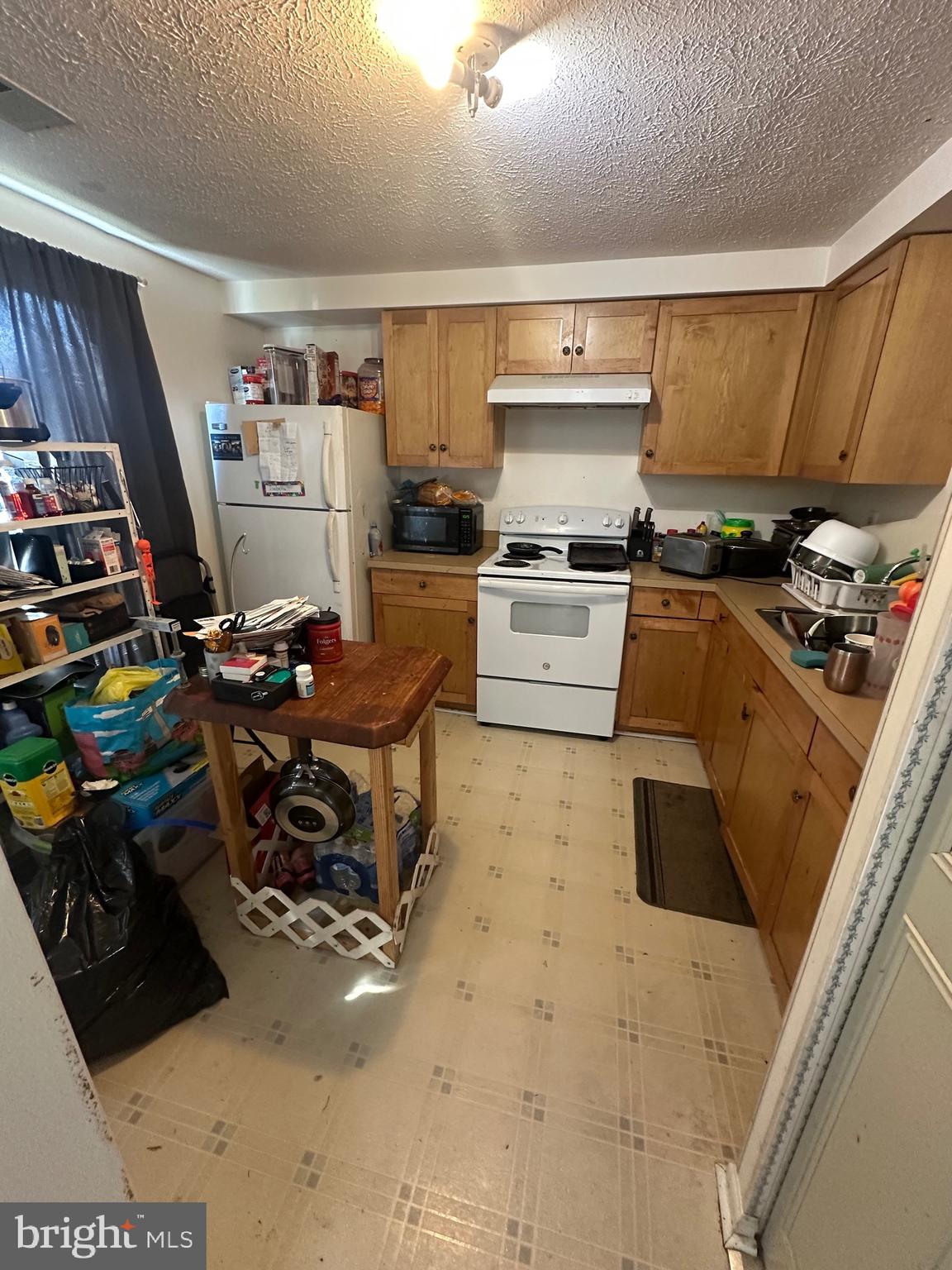 HILLCREST ORCHARDS - Residential