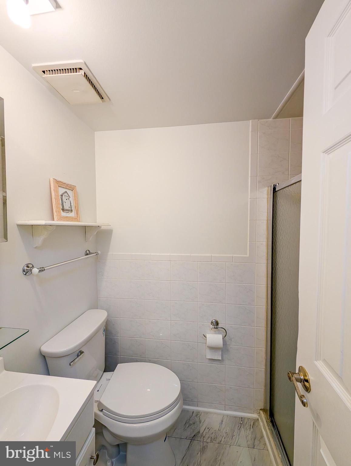 WHISKEY BOTTOM - Residential