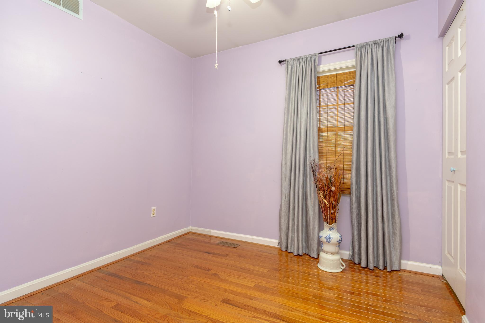 WHISKEY BOTTOM - Residential