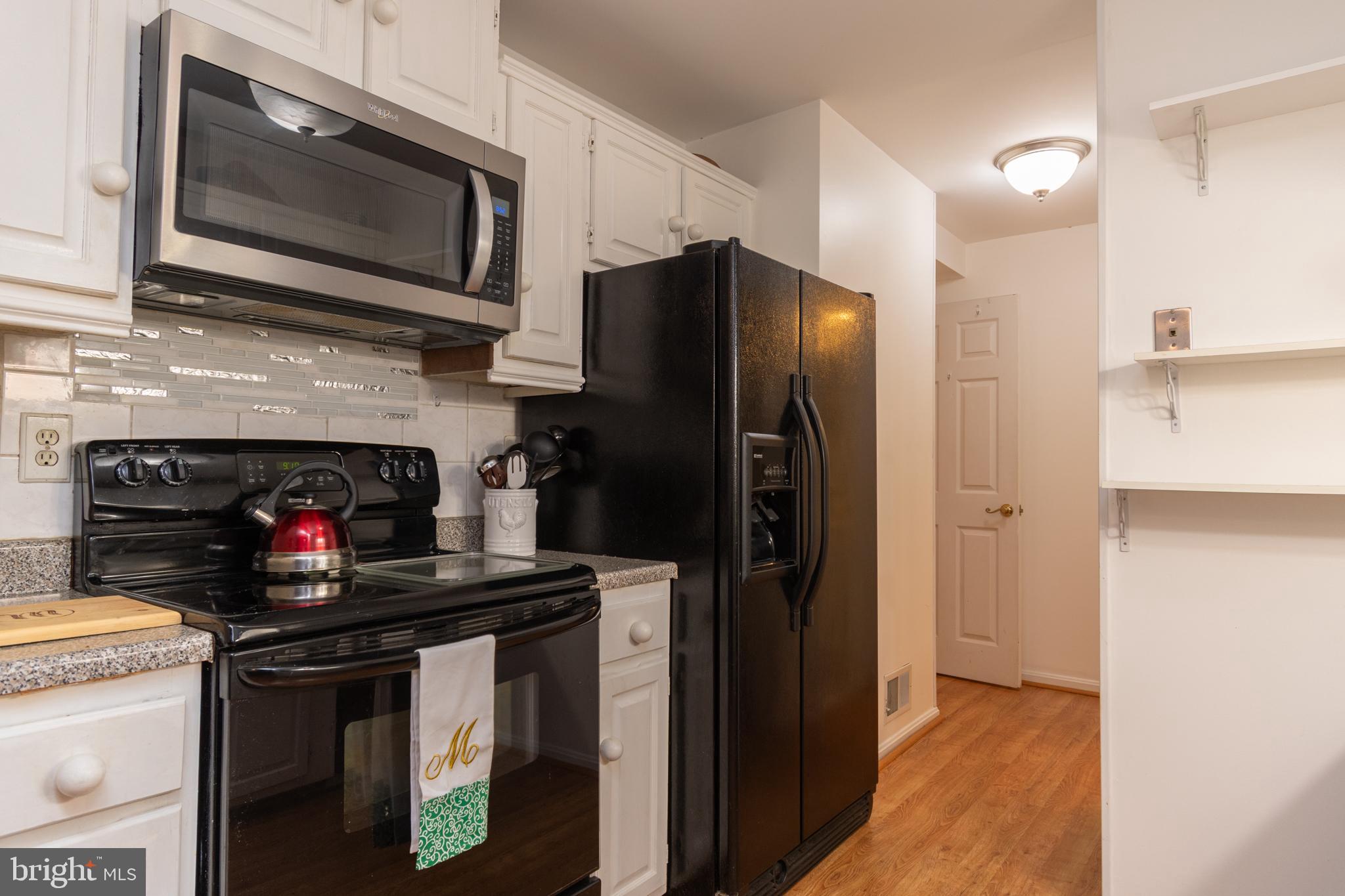 WHISKEY BOTTOM - Residential