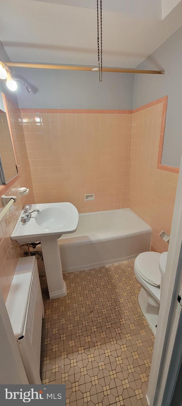 OLNEY - Residential Lease