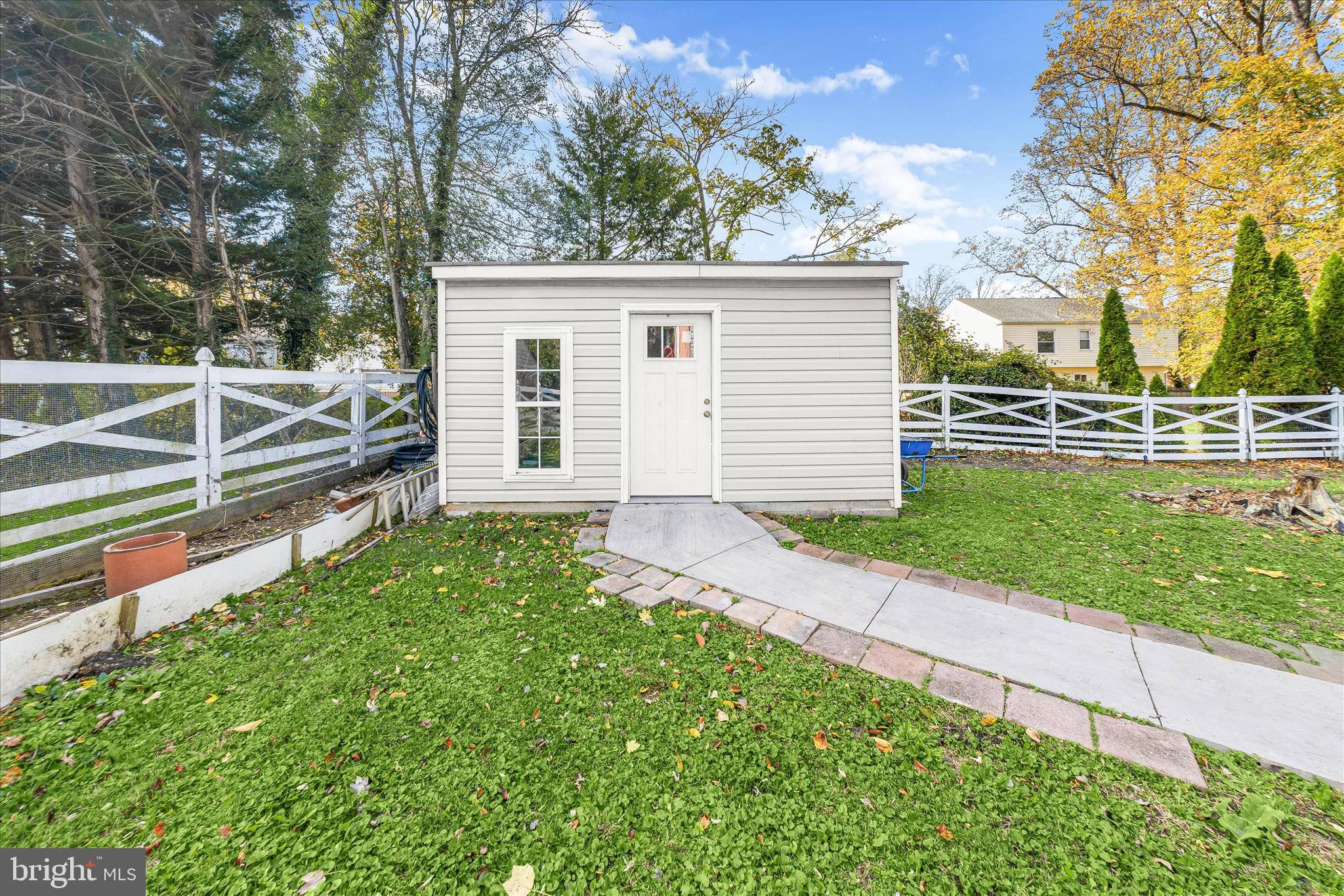 FOX HILLS OF POTOMAC - Residential