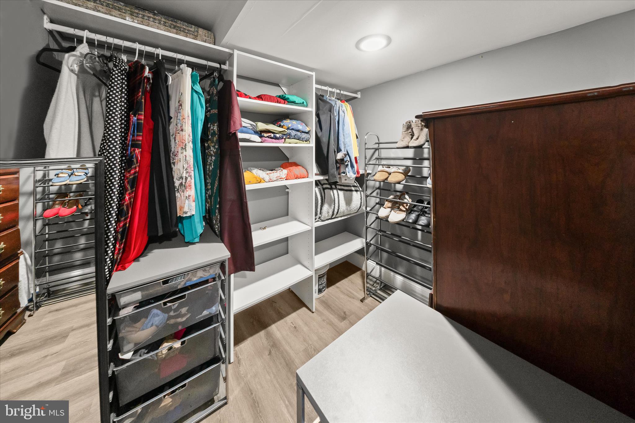 FOX HILLS OF POTOMAC - Residential