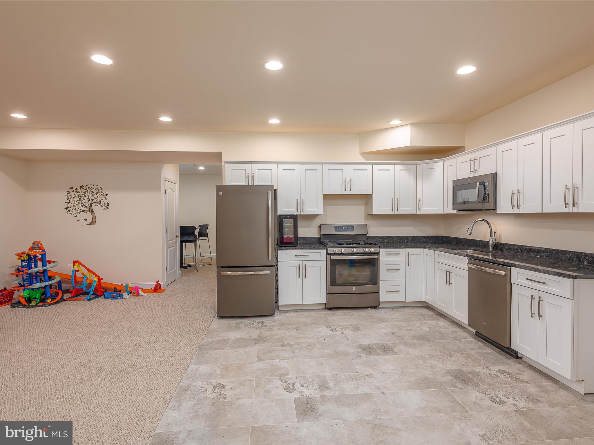 BROOKFIELD - Residential Lease