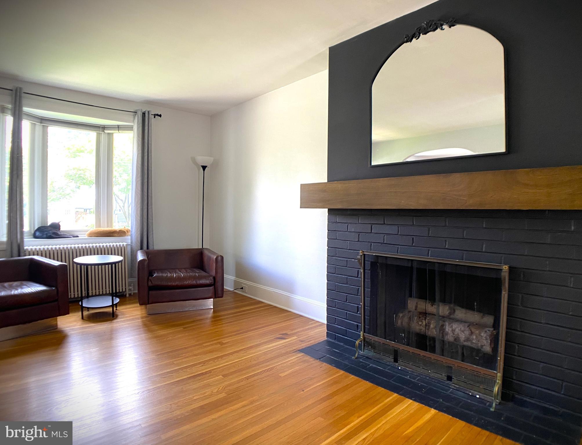 WILLOW STREET - Residential