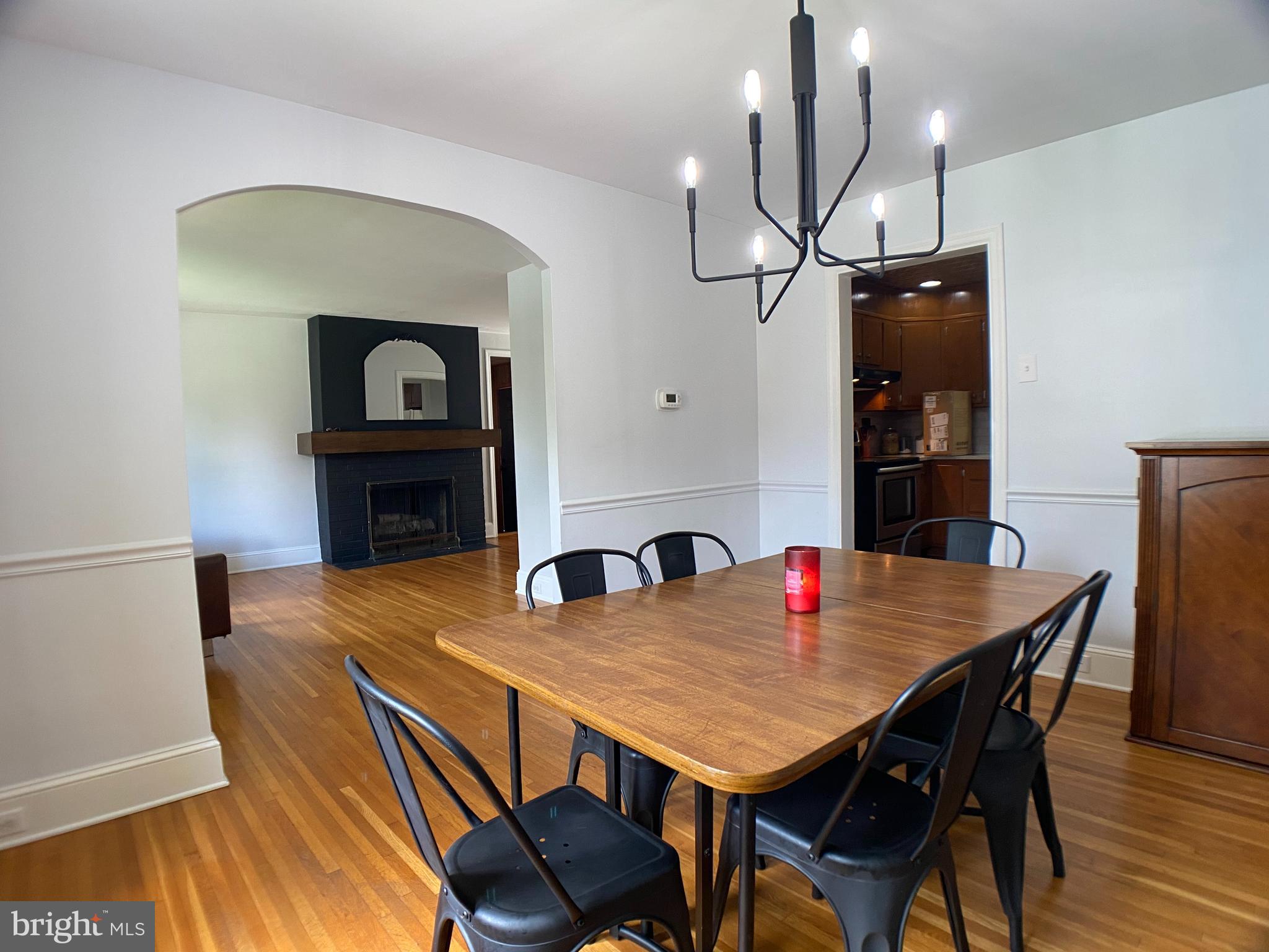 WILLOW STREET - Residential