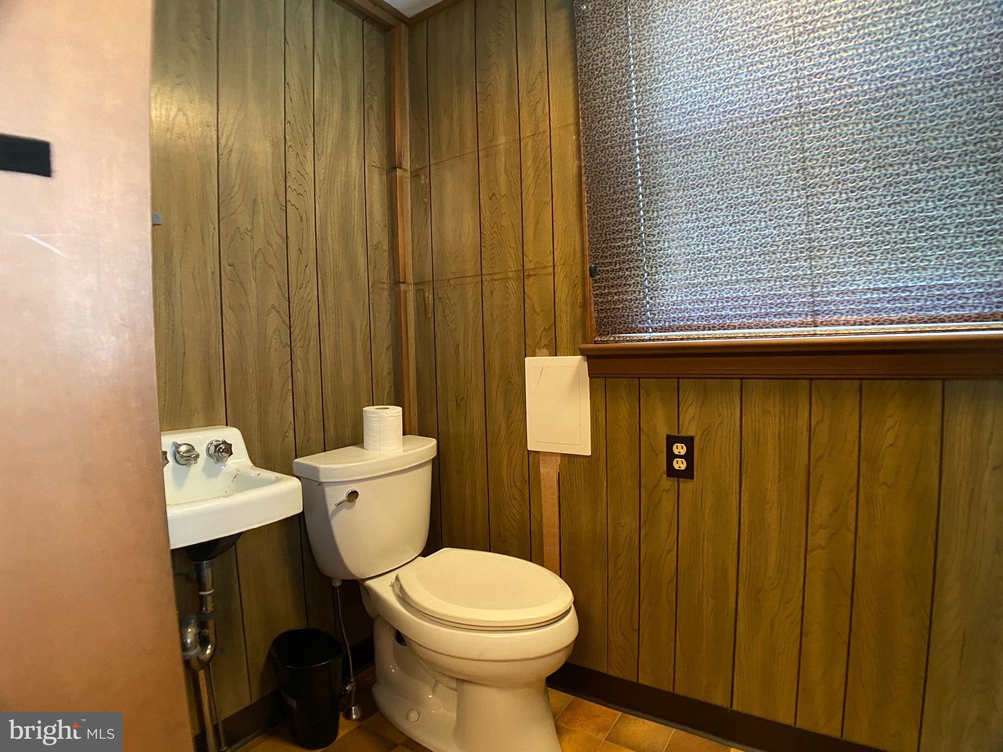 WILLOW STREET - Residential