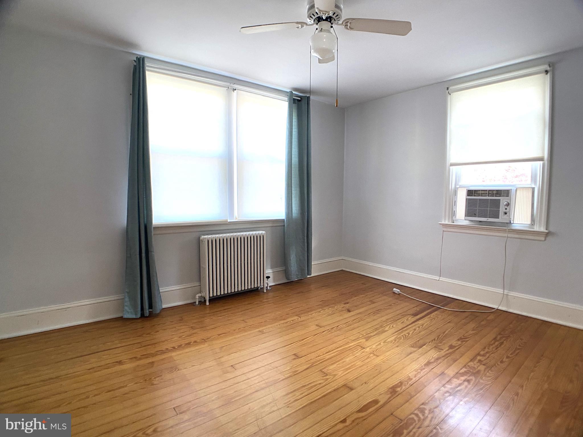 WILLOW STREET - Residential