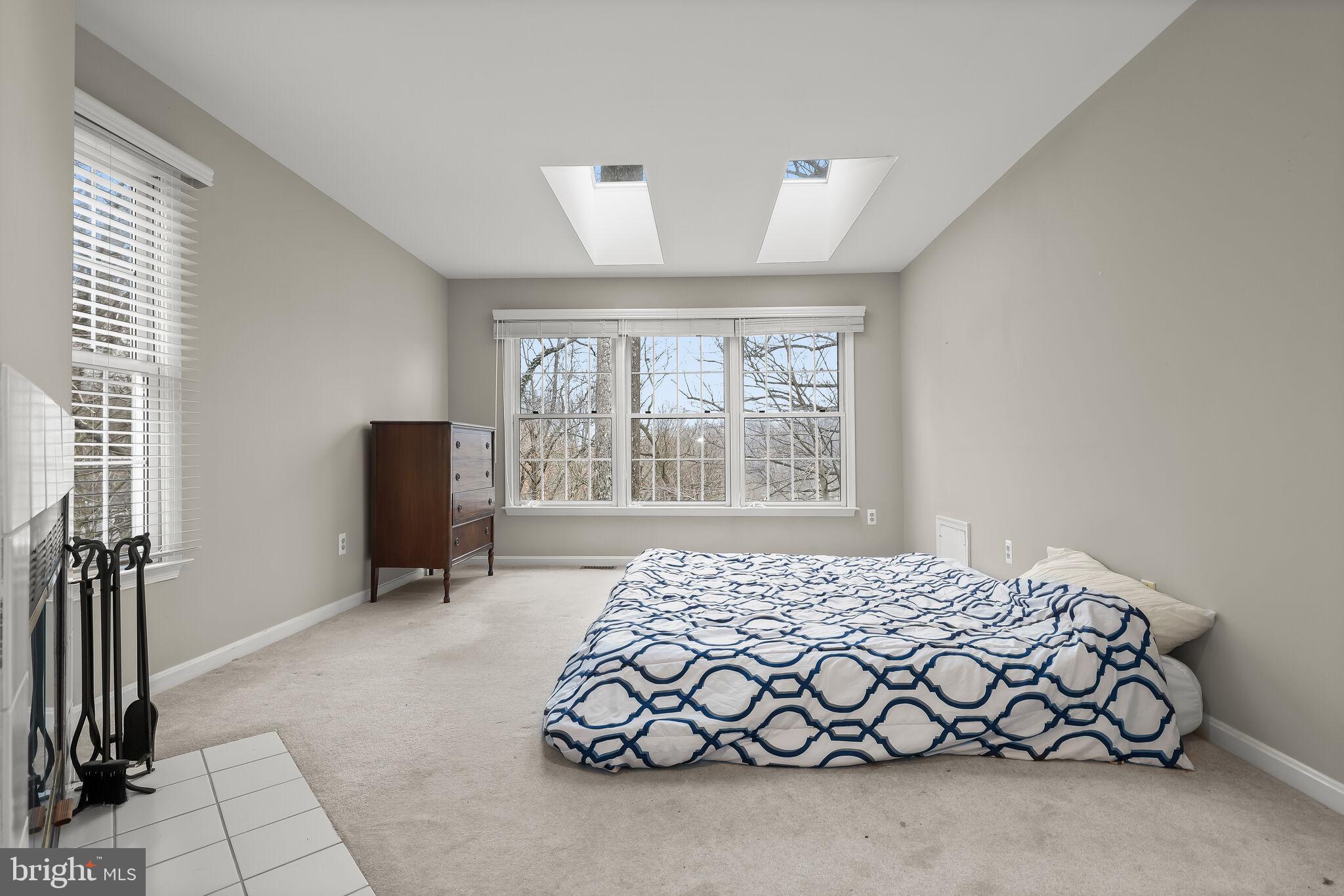 TIMBER POINT - Residential